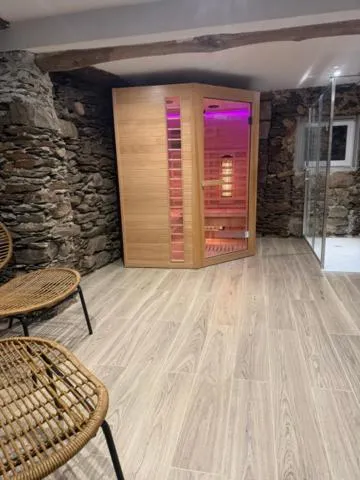 Stresa Complex LevOasi