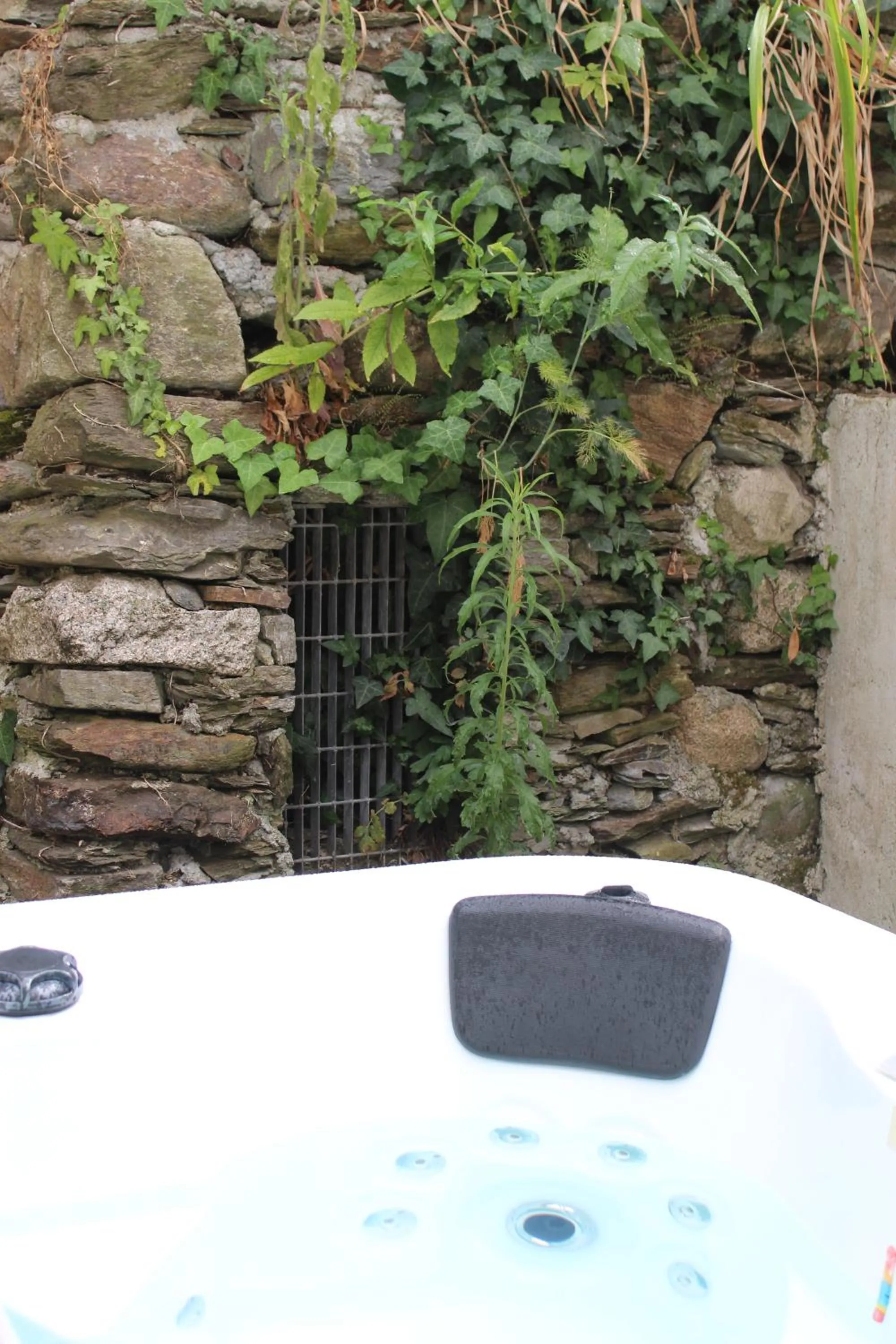 Stresa Complex LevOasi