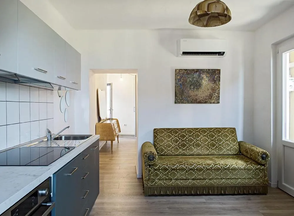 Stresa Complex LevOasi