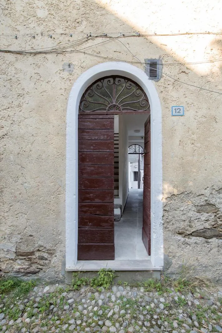 Stresa Complex LevOasi