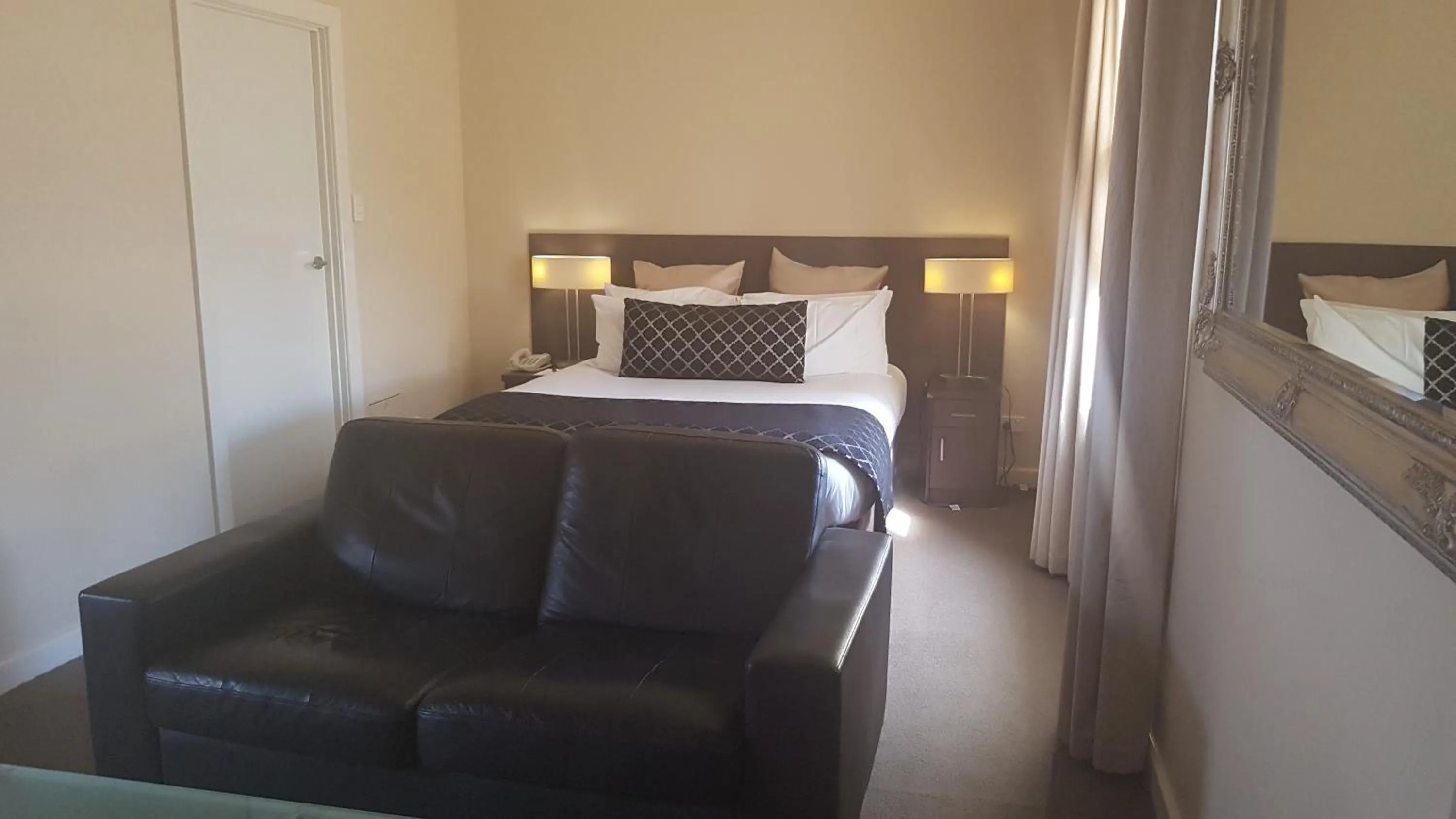 Bed in Largs Pier Hotel