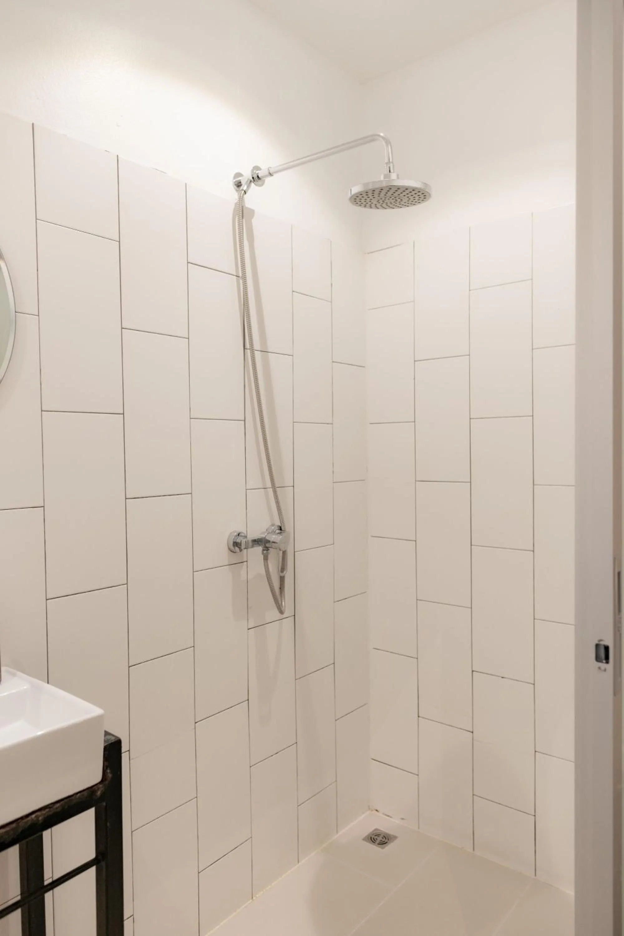 Bathroom in Oon Poshtel x Cafe