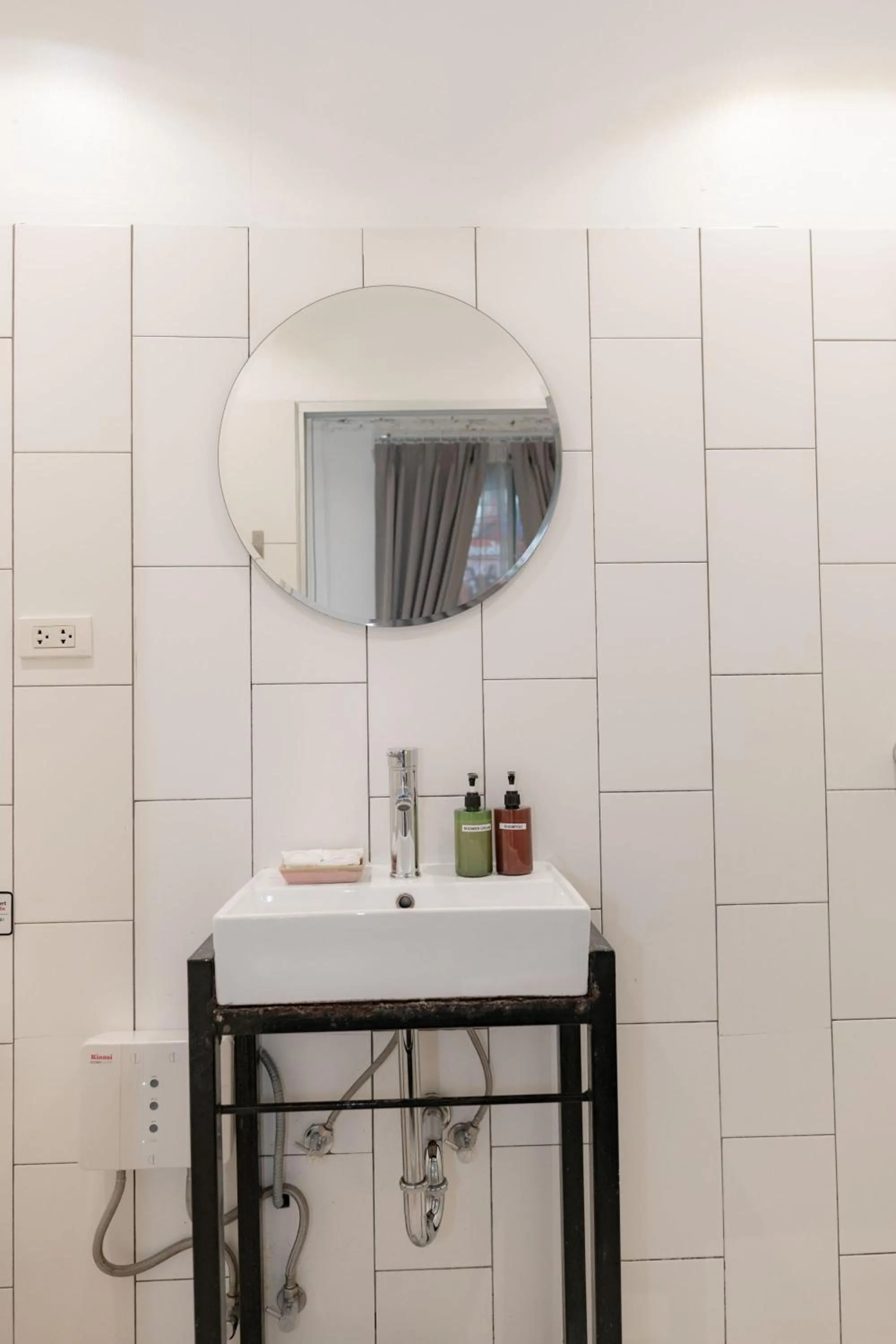 Bathroom in Oon Poshtel x Cafe