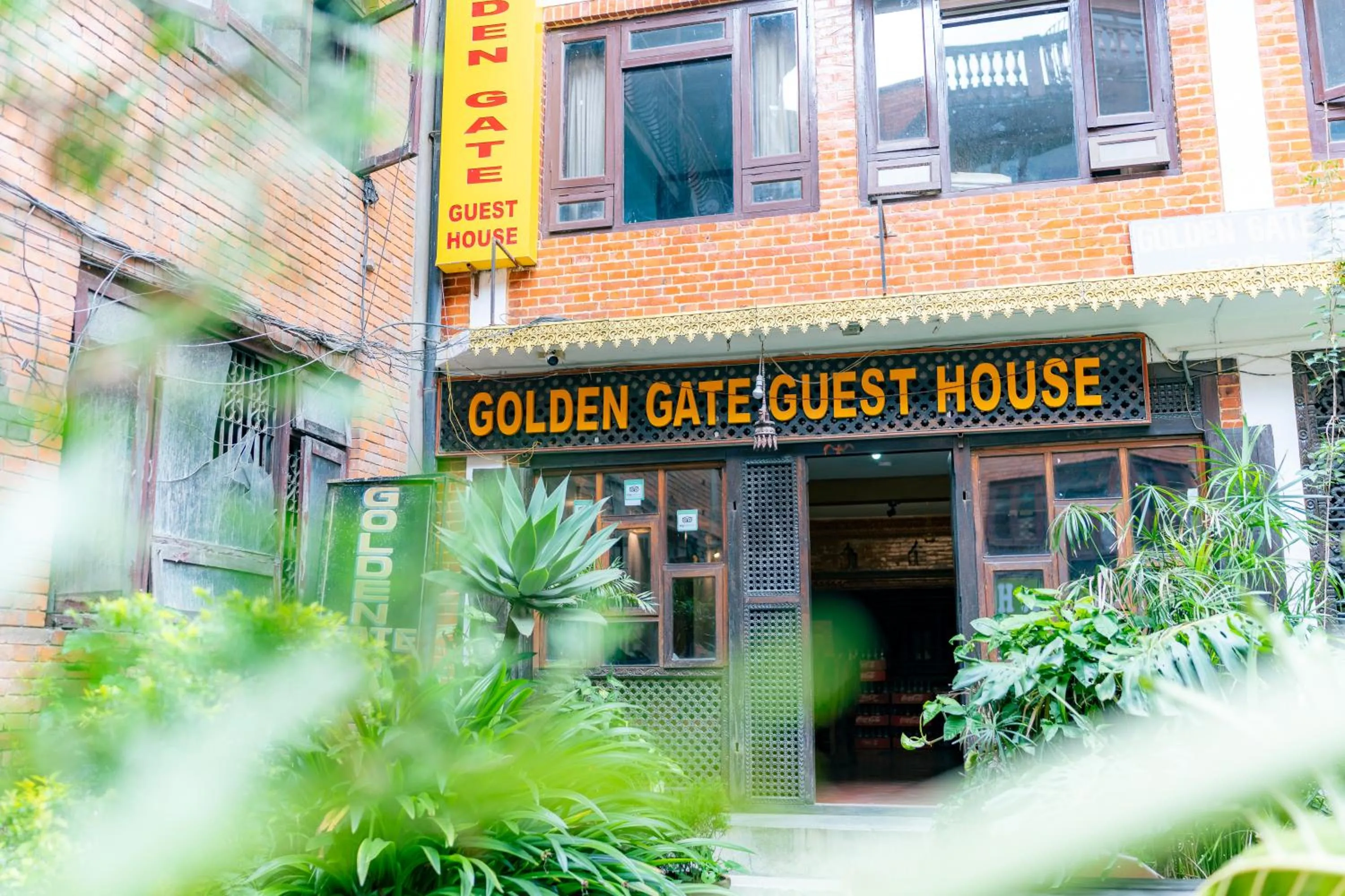 Property building in Golden Gate Guest House