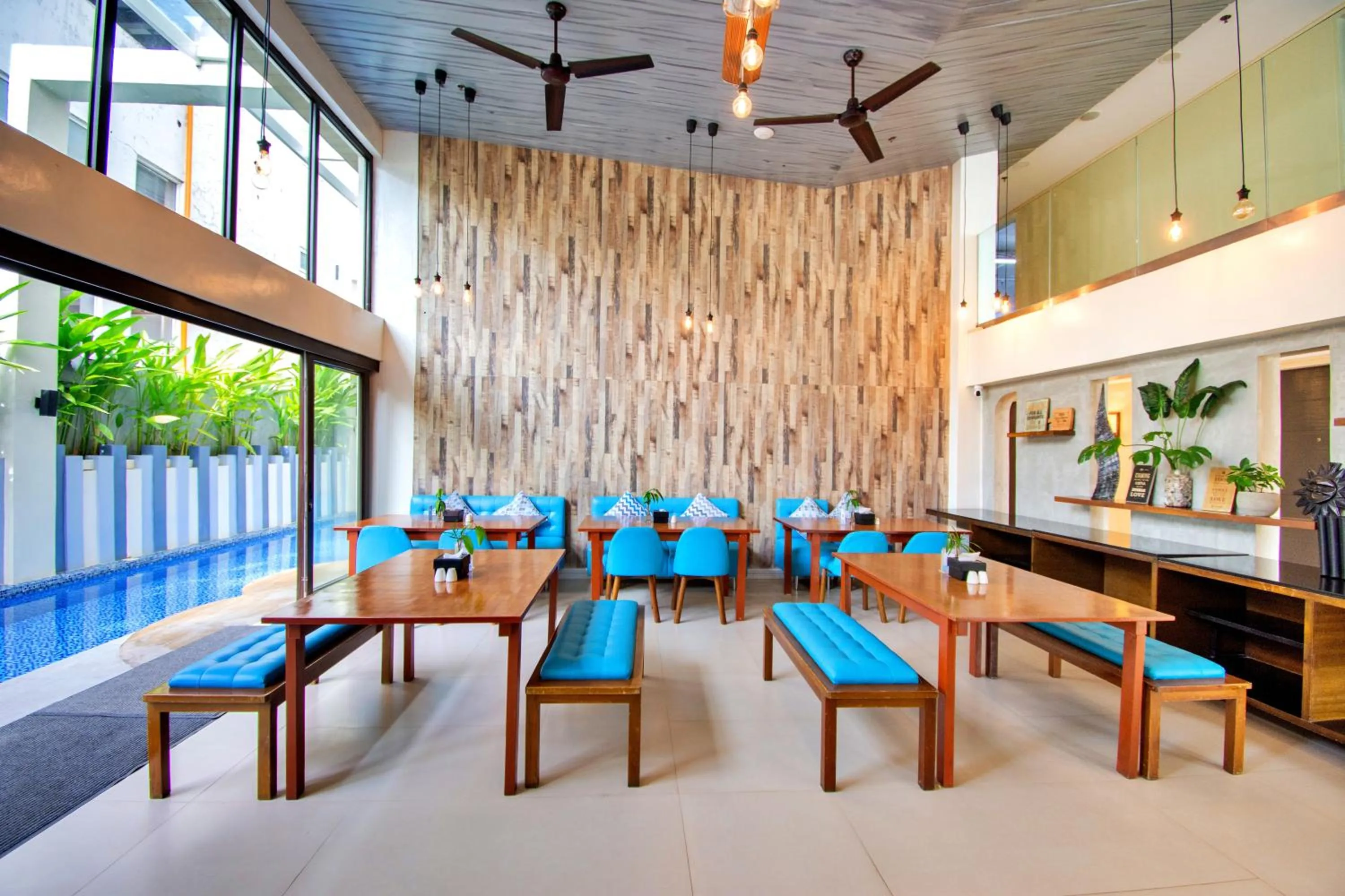 Restaurant/places to eat in Ferra Premier by JG