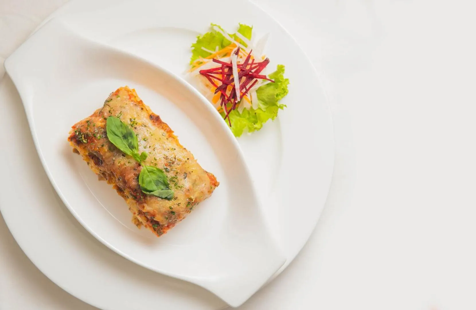 Food and drinks in Dalai-La Boutique Hotel