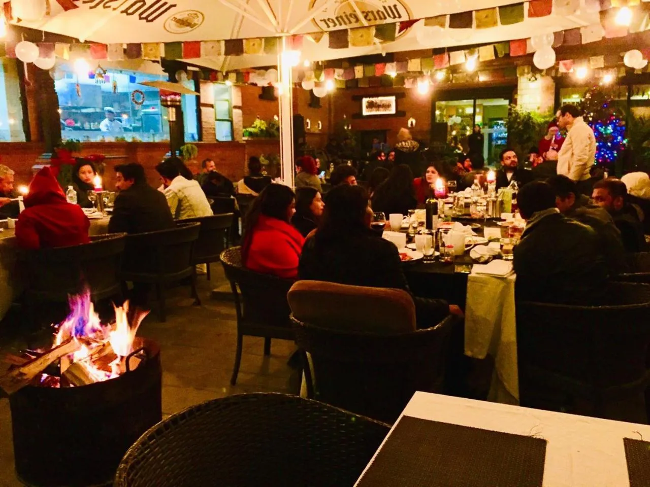 Restaurant/places to eat in Dalai-La Boutique Hotel