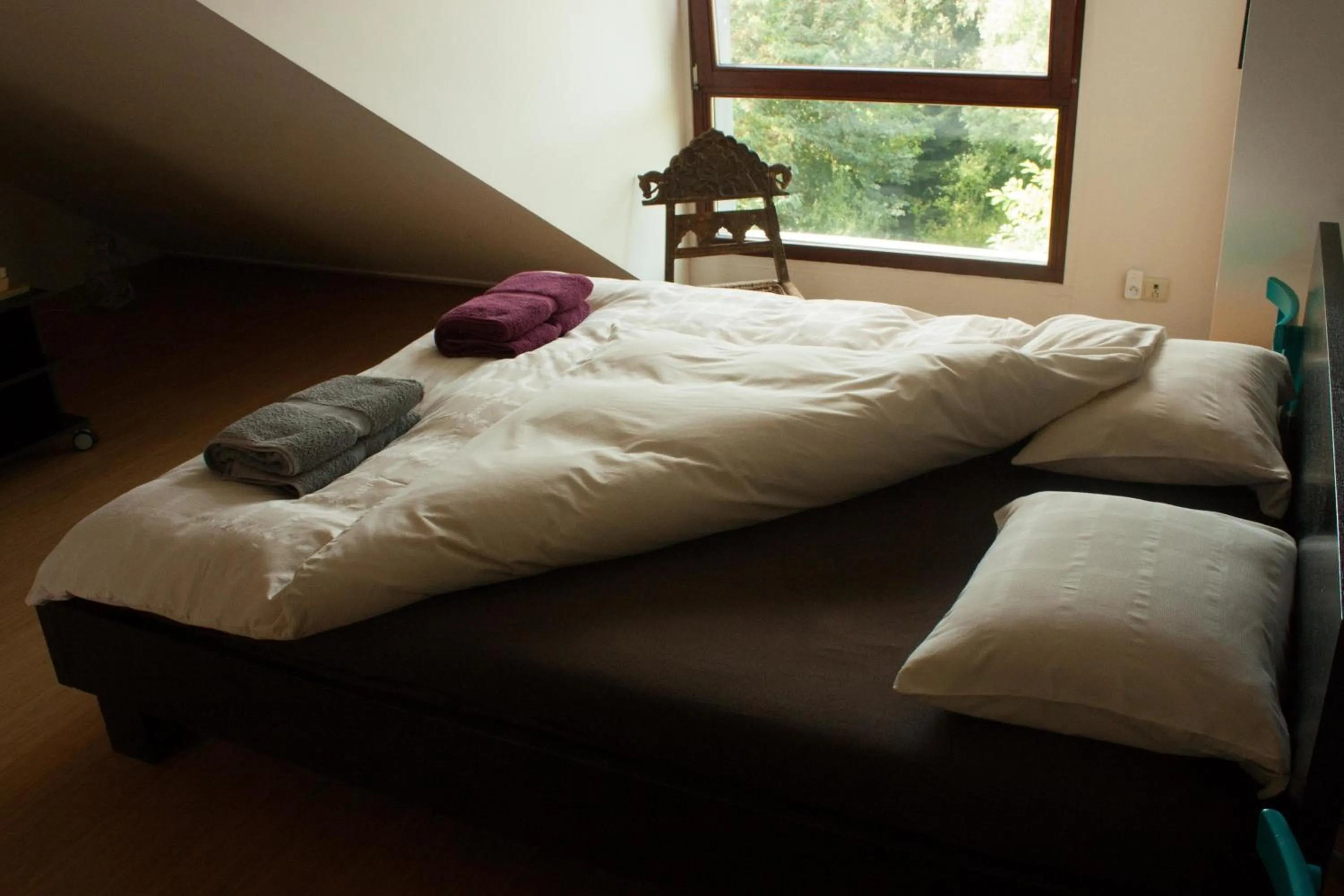 Bed in B&B Moensberg