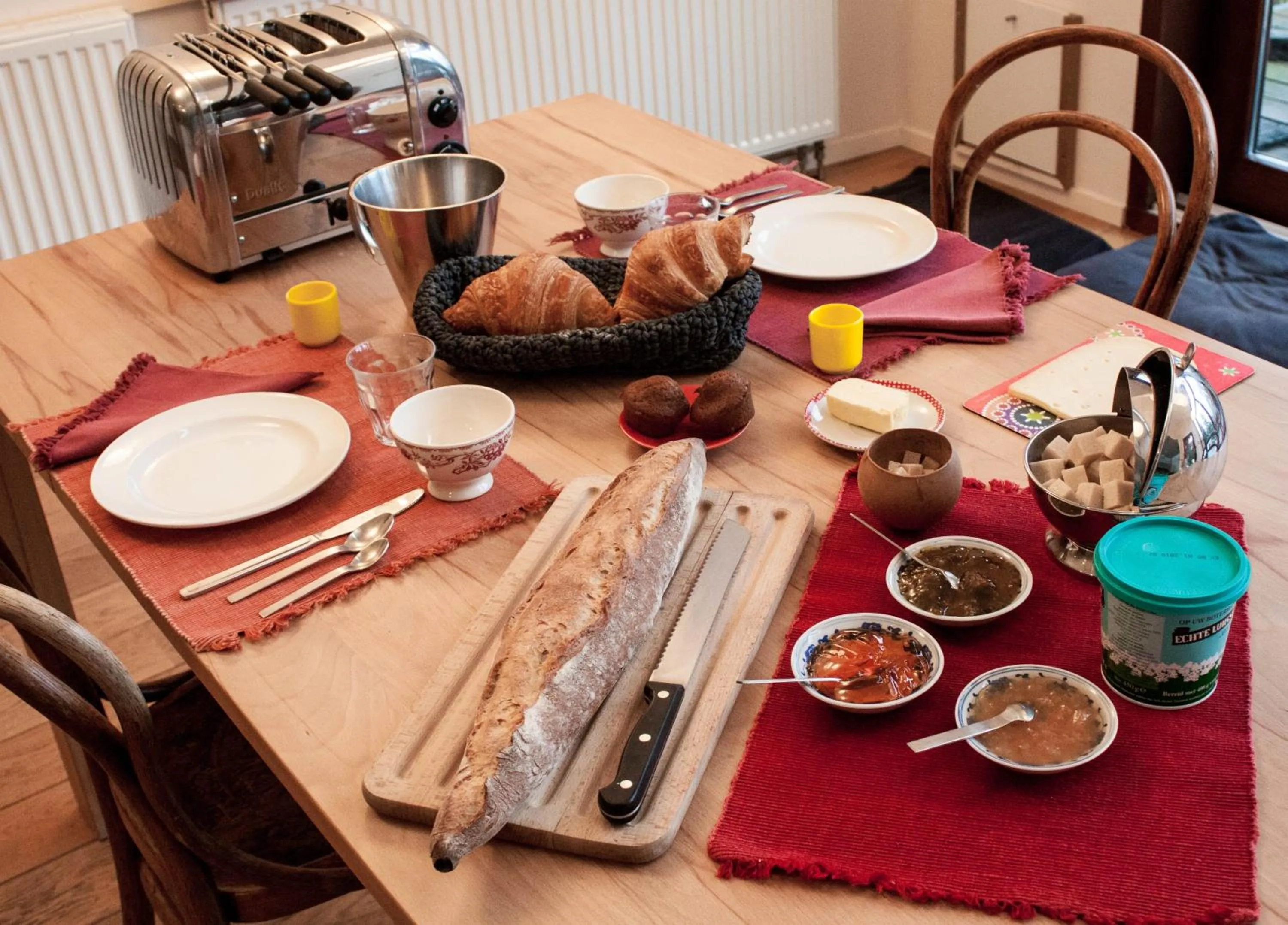 Continental breakfast in B&B Moensberg