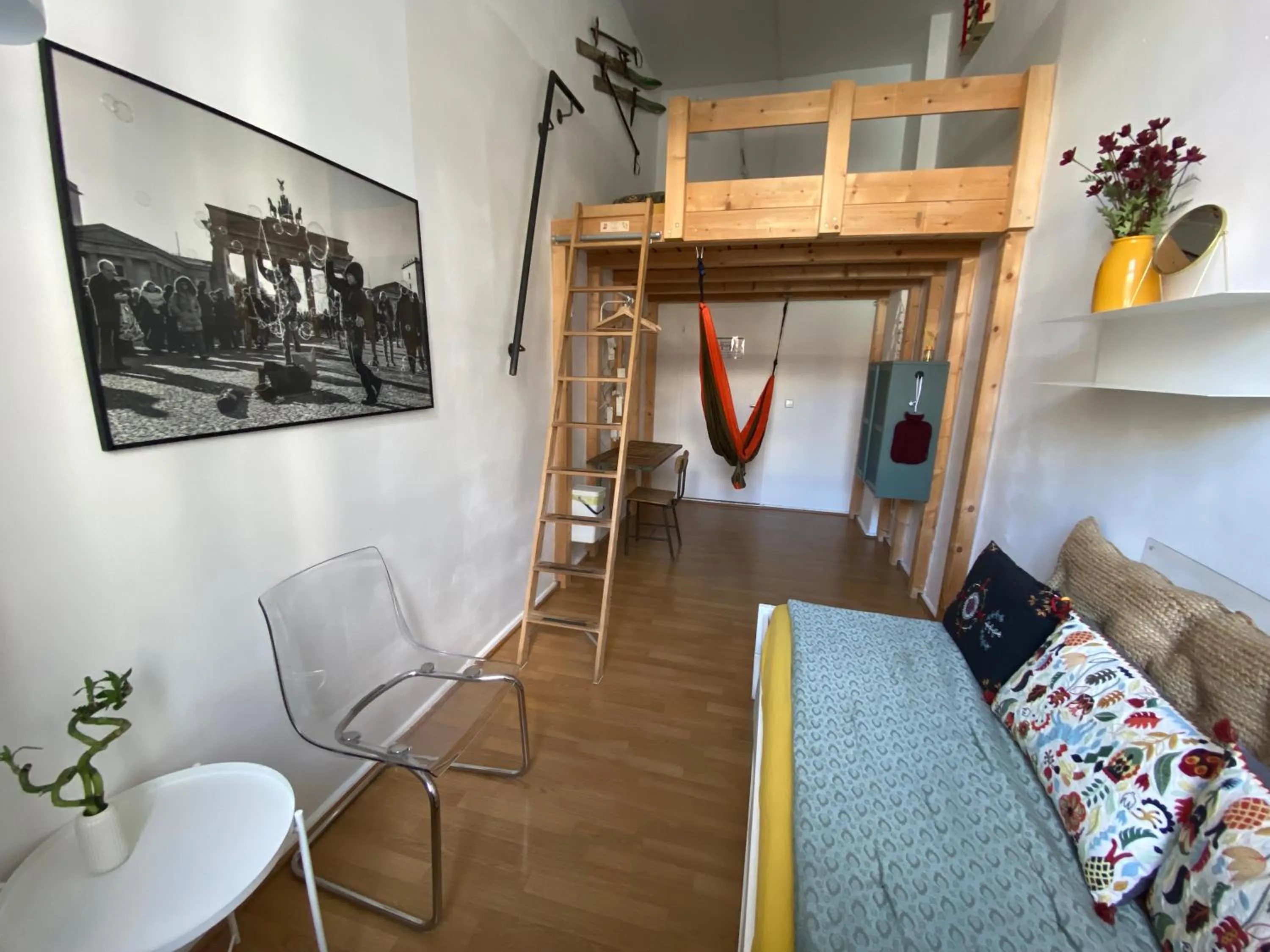 Photo of the whole room, Bed in Kiez Hostel Berlin