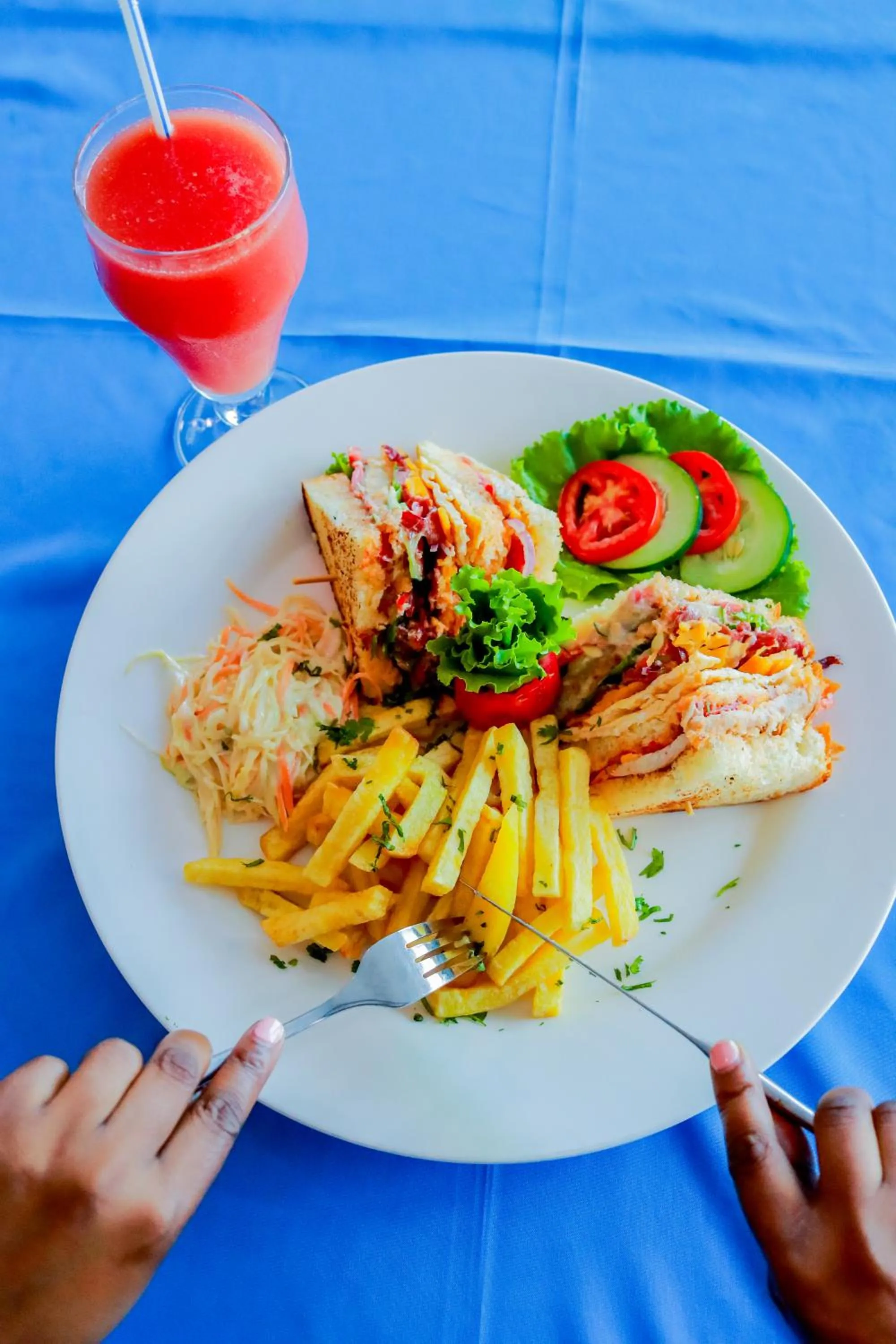 Restaurant/places to eat in Parrot Hotel Arusha