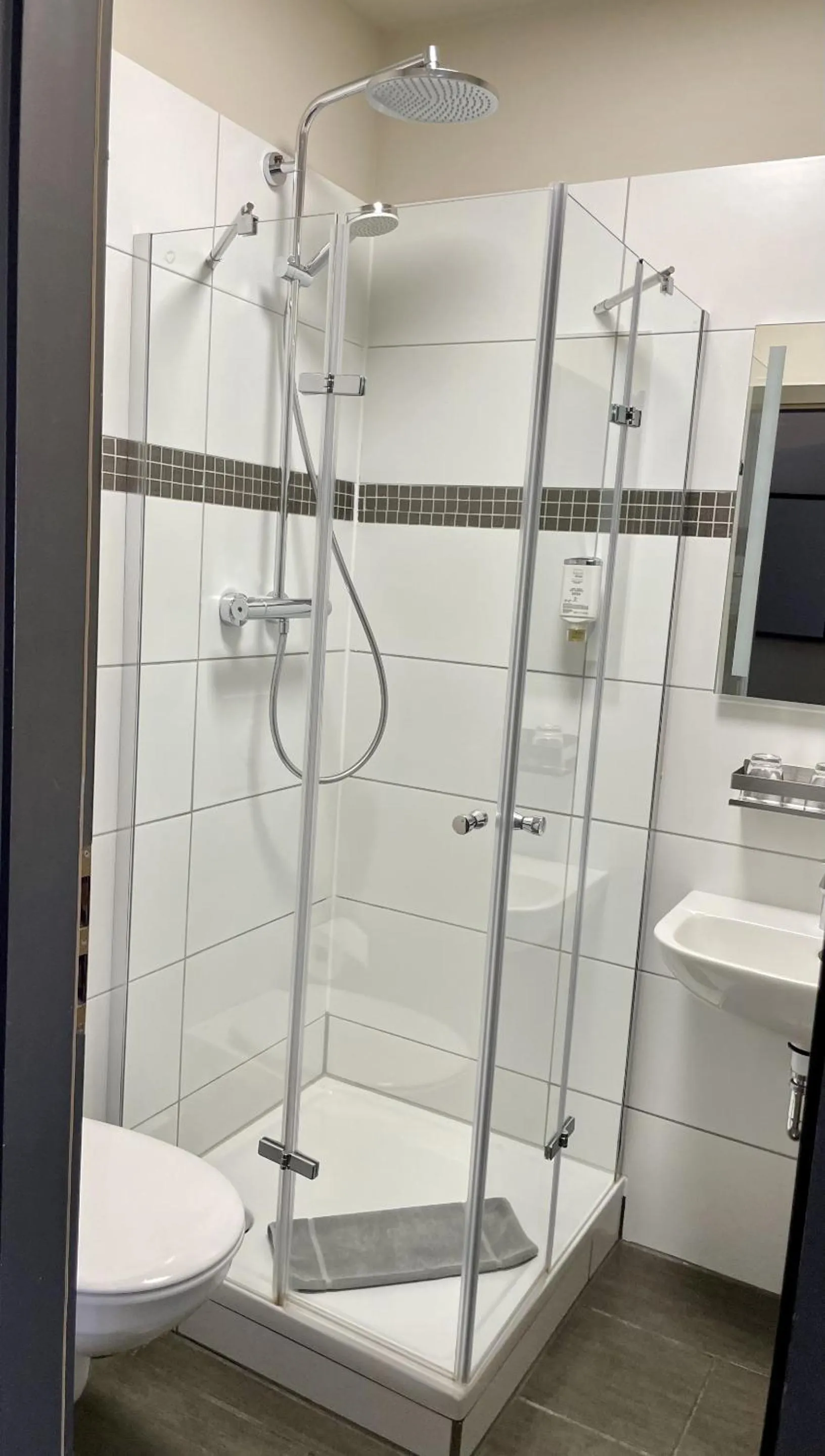 Bathroom in Pension Burkhardt