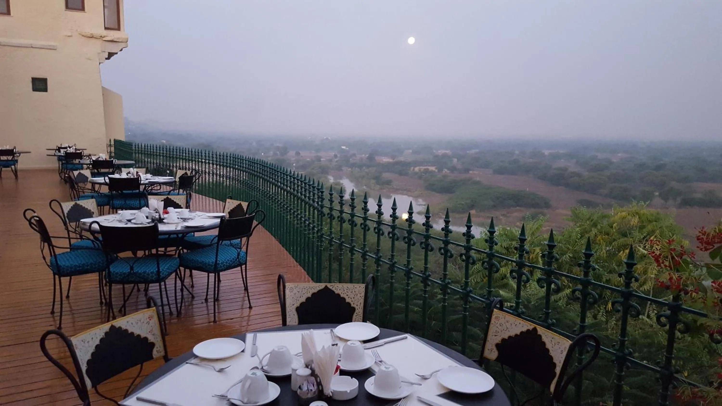 Restaurant/places to eat in Sardargarh Heritage Fort Udaipur