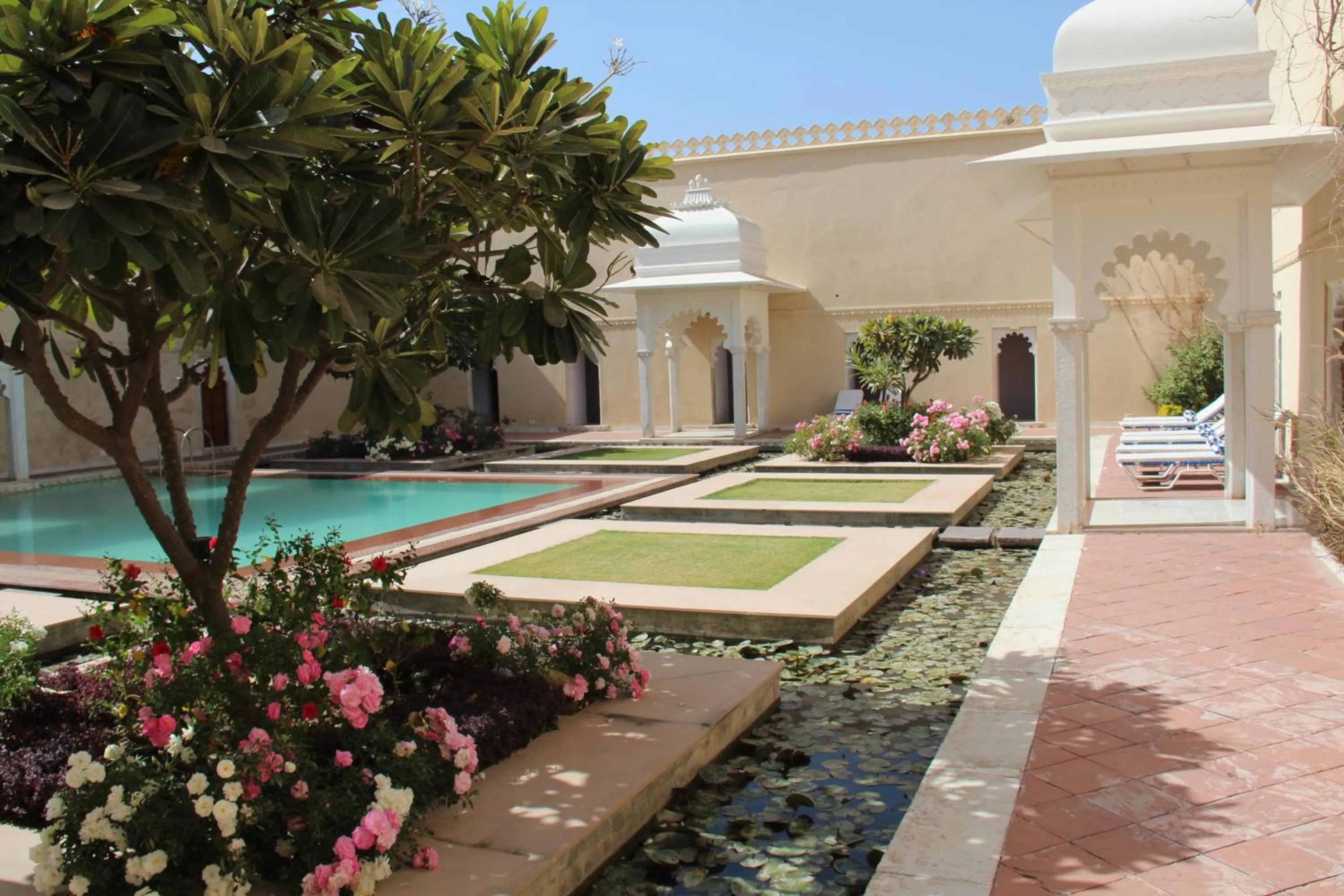Swimming pool in Sardargarh Heritage Fort Udaipur