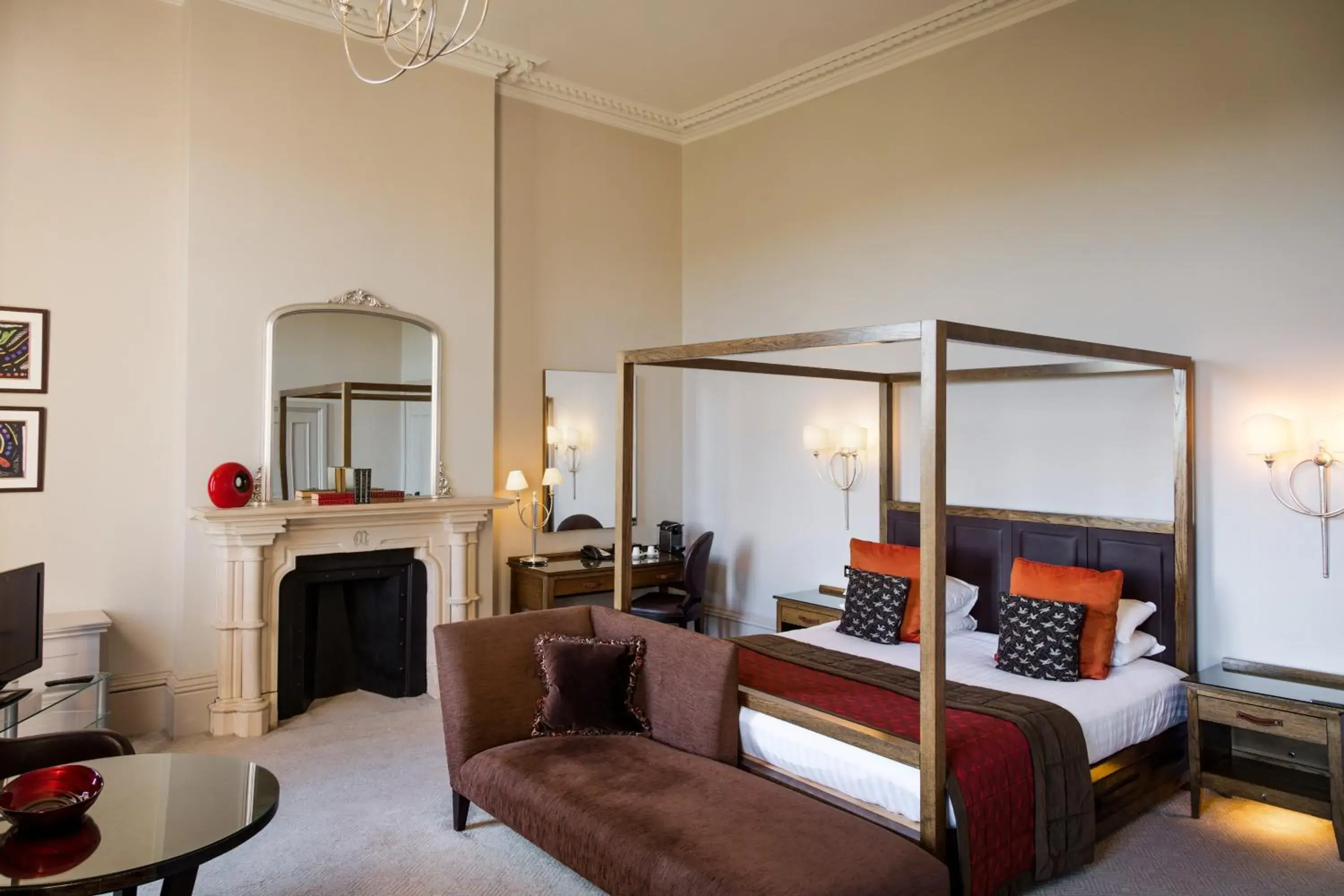 Suite in Walton Hall Hotel & Spa by Sunday Suite in Walton Hall Hotel & Spa by Sunday