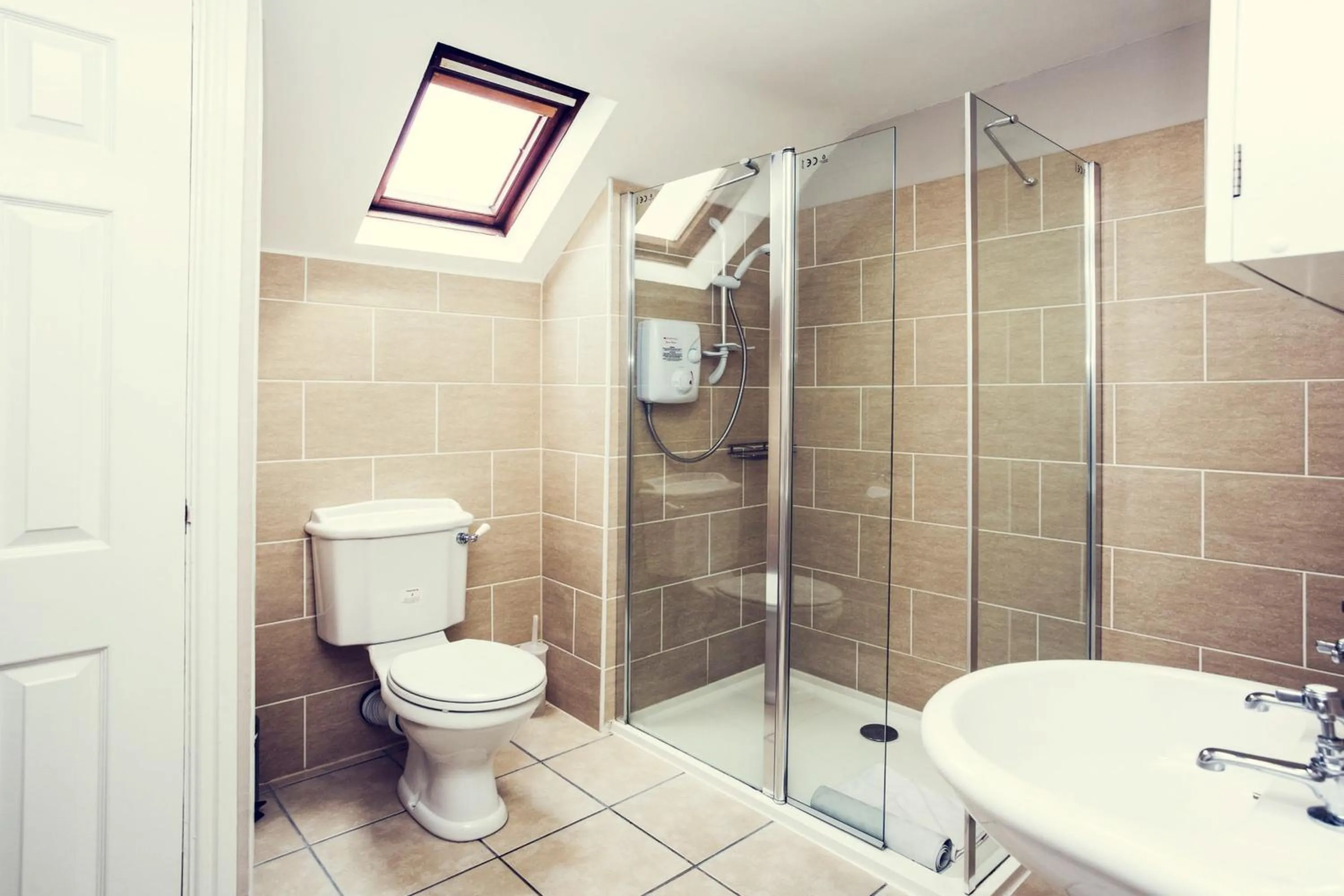 Bathroom in Walton Hall Hotel & Spa by Sunday