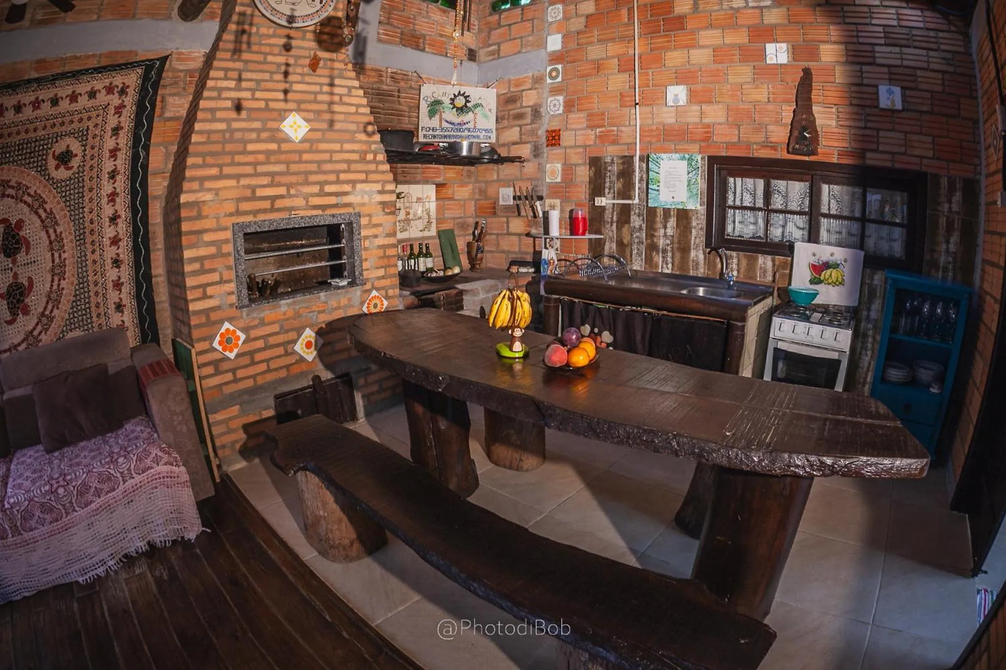 Communal lounge/ TV room in Pousada Amaravida