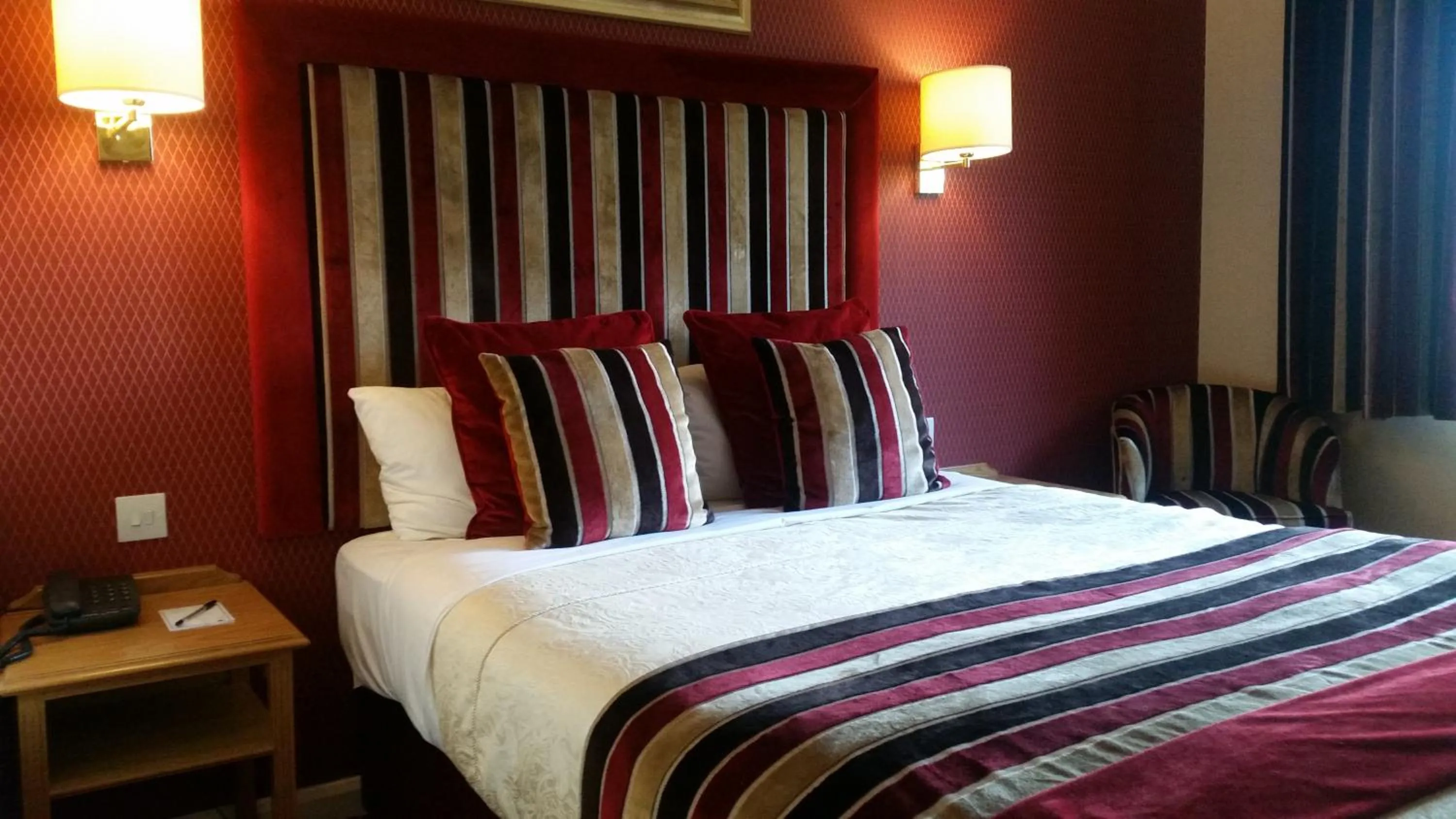 Bed in Carlton Park Hotel Rotherham