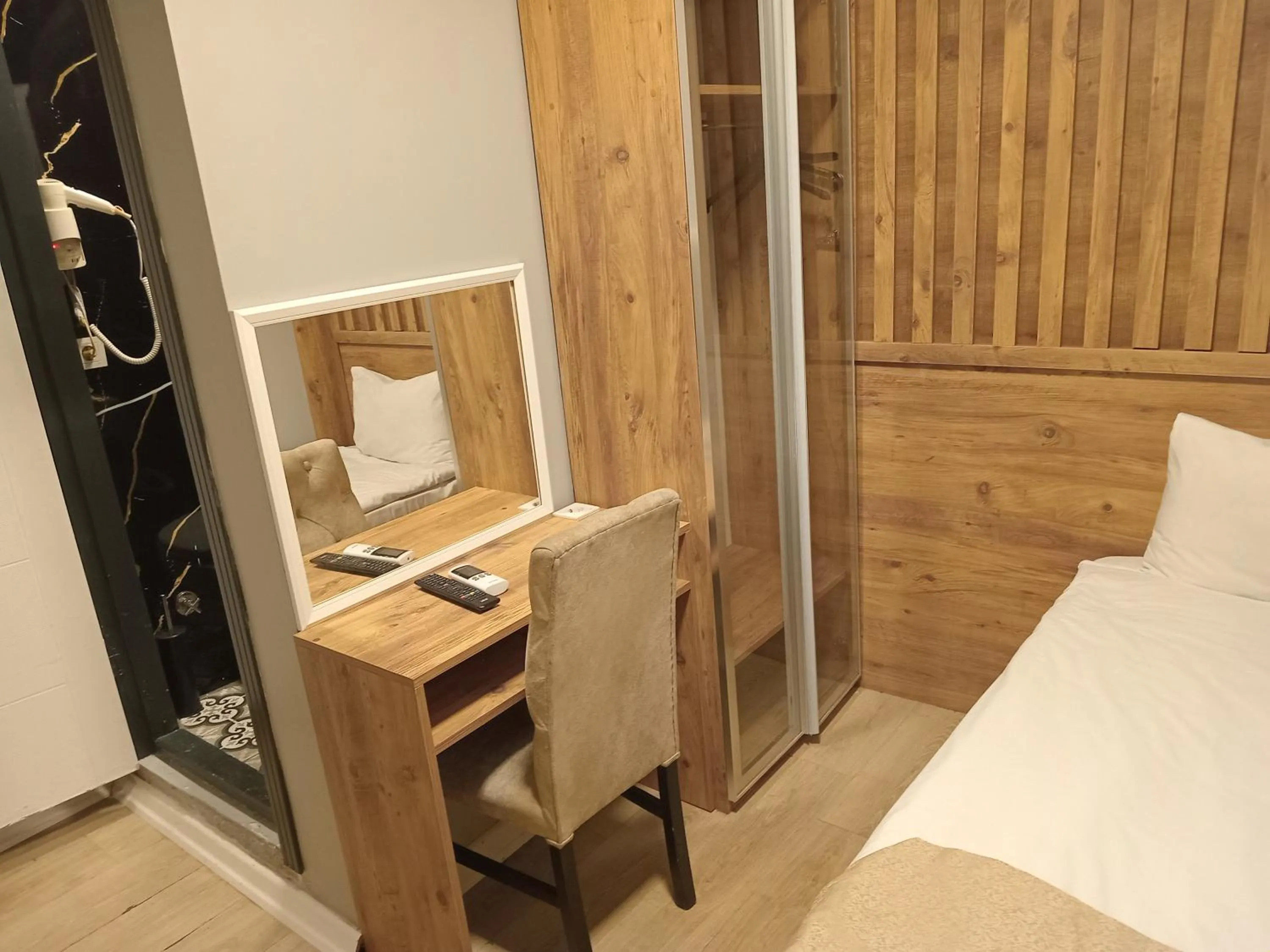 Bed in Hotel Mara İstanbul