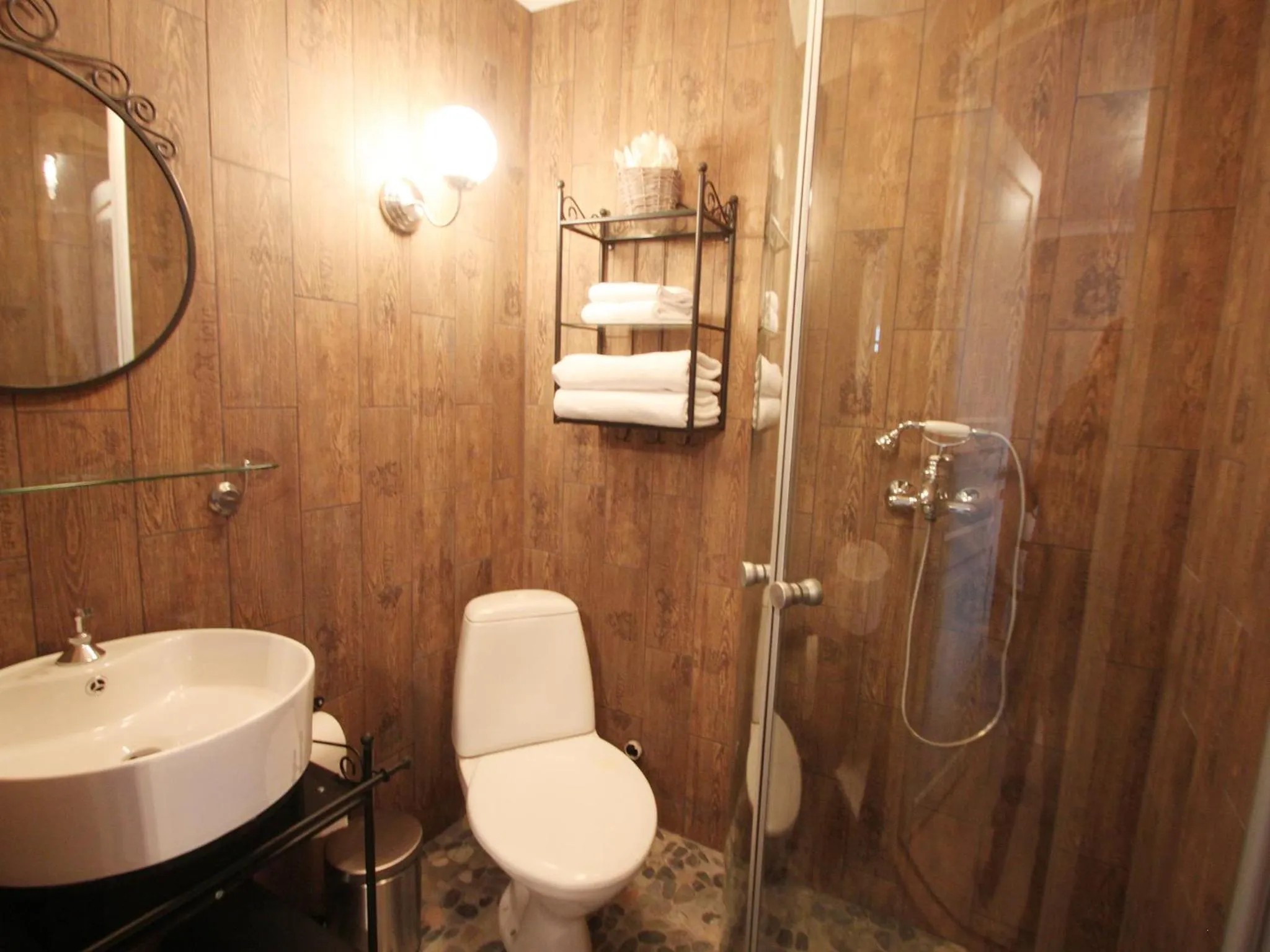Bathroom in Elves Village Hotel