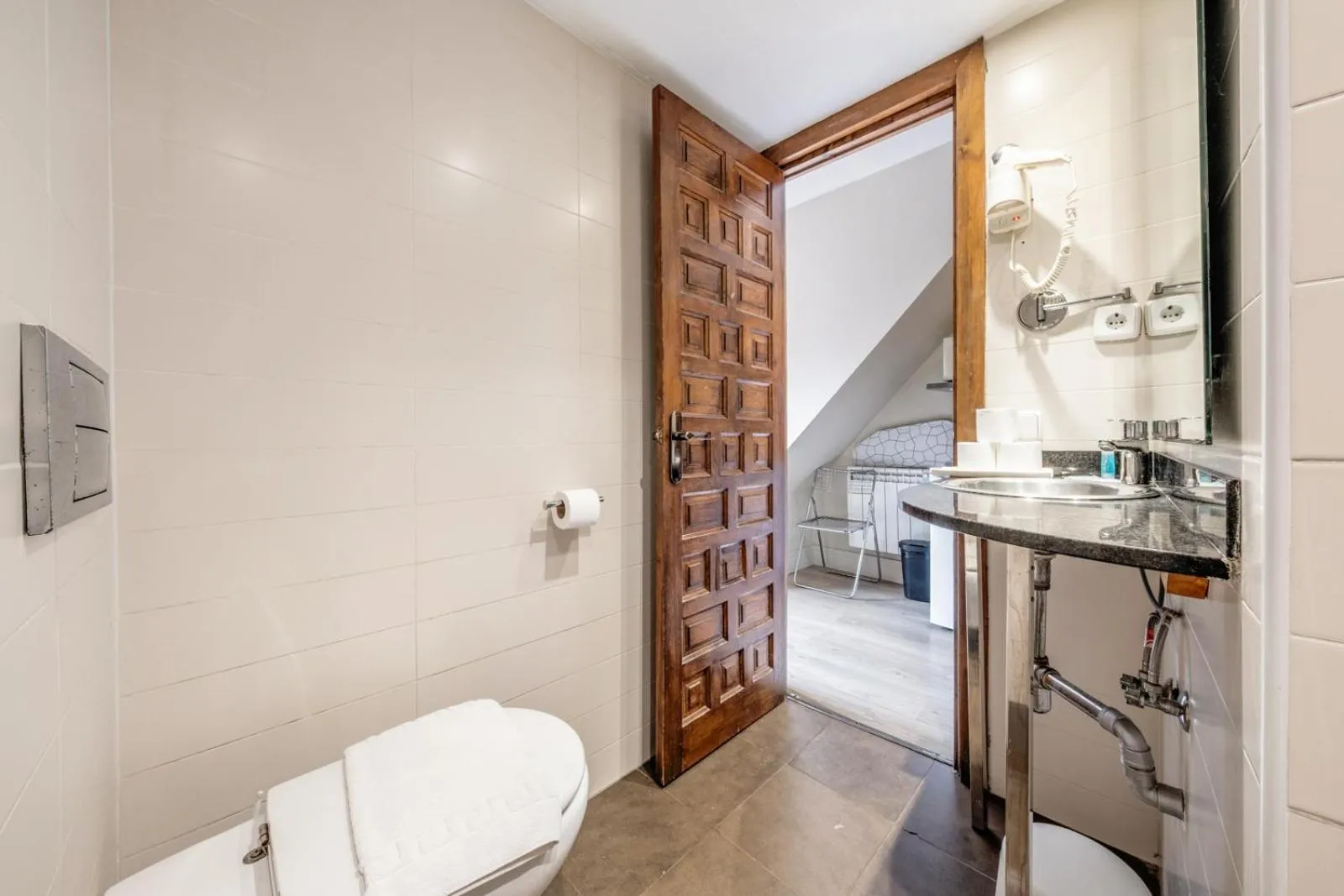 Bathroom in AinB Picasso-Corders Apartments
