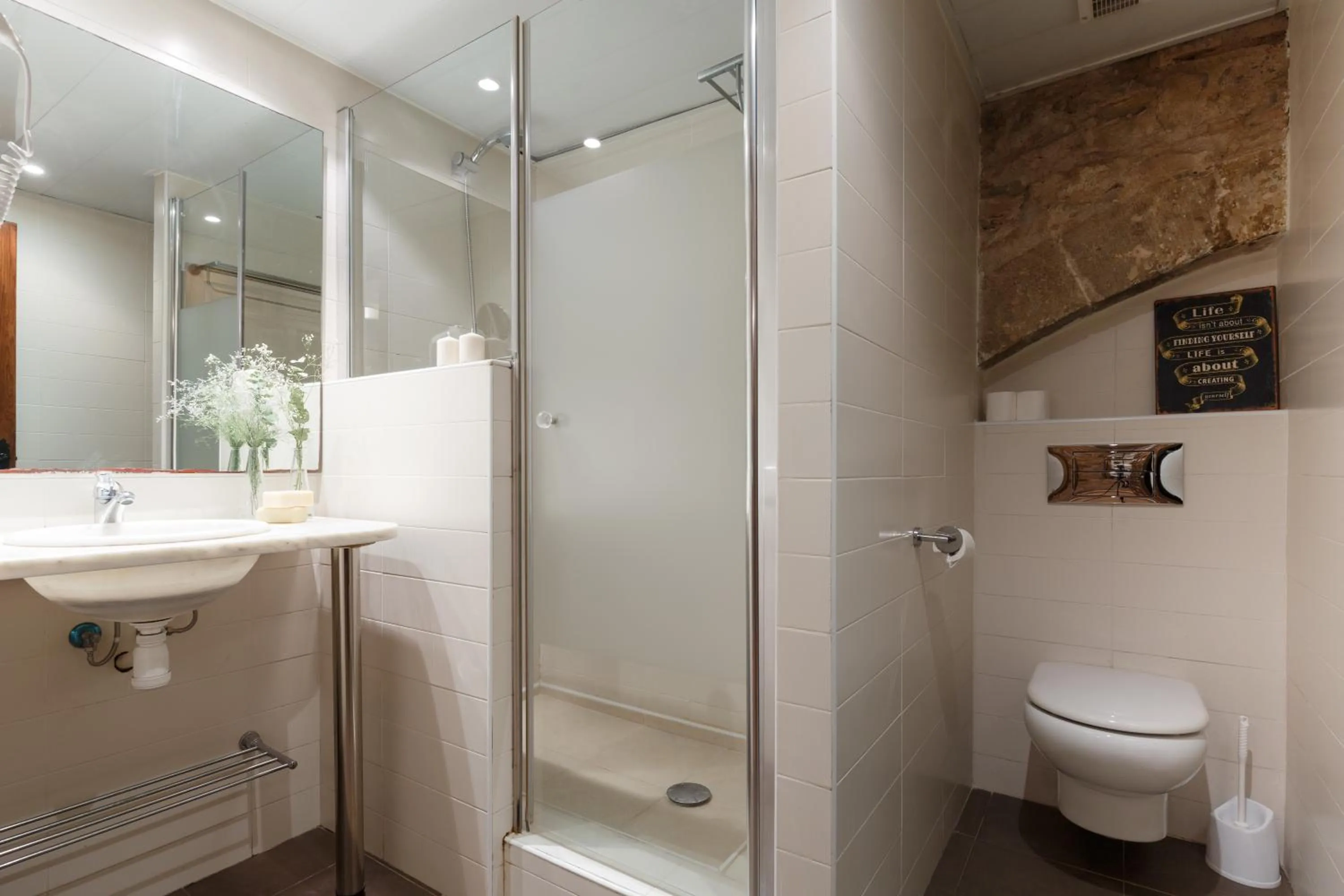 Bathroom in AinB Picasso-Corders Apartments