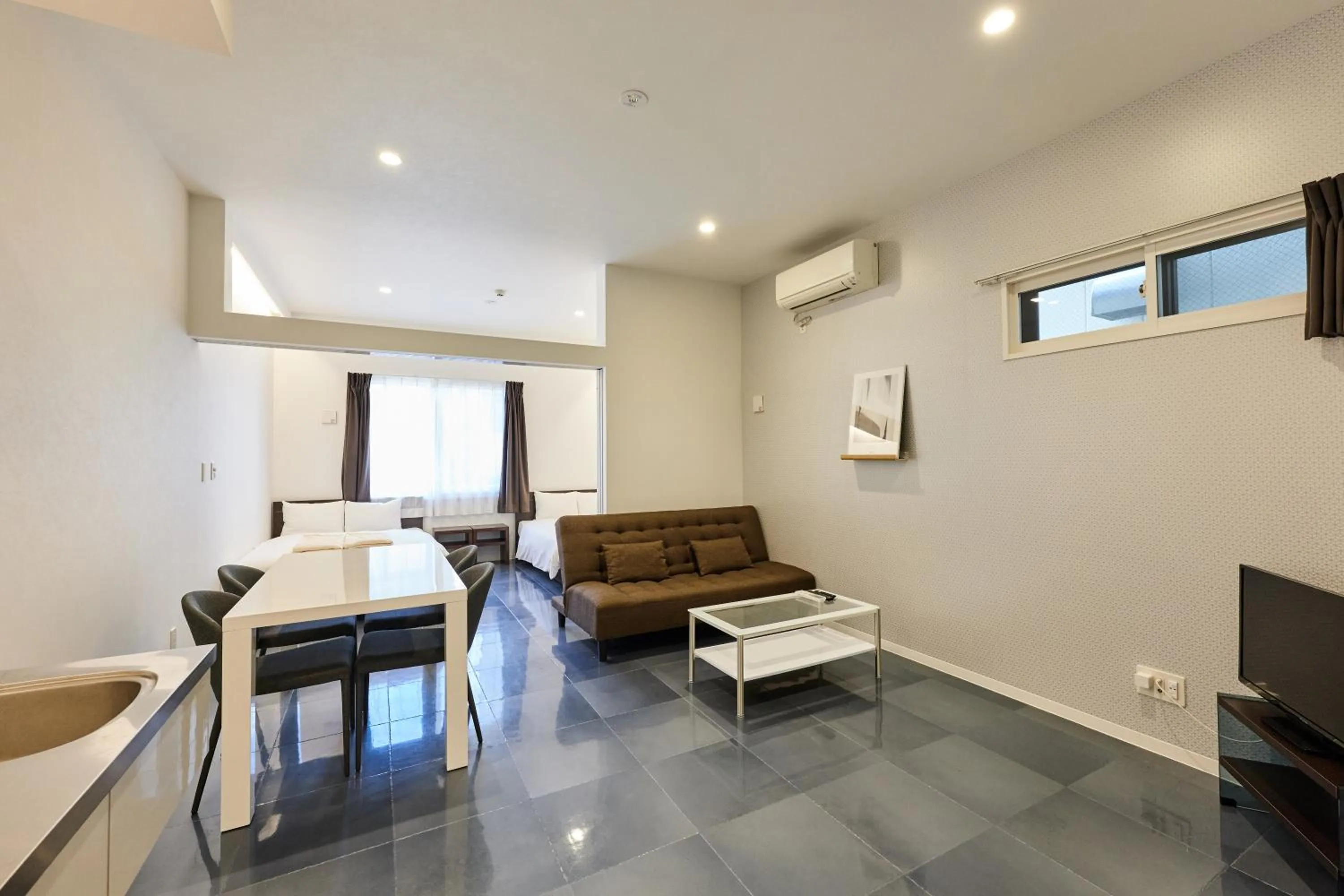 Dining area in UCHI CHITOSE AJiTO