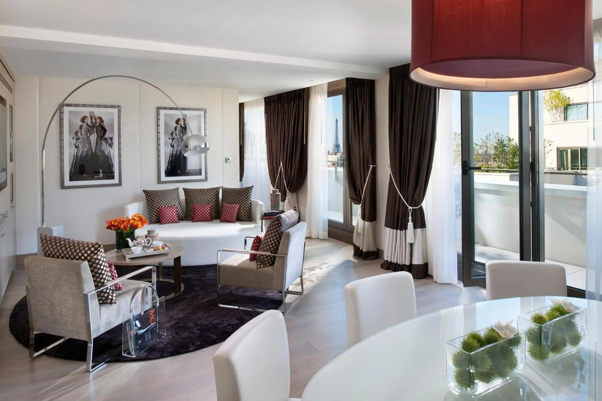 Bedroom in Mandarin Oriental, Paris