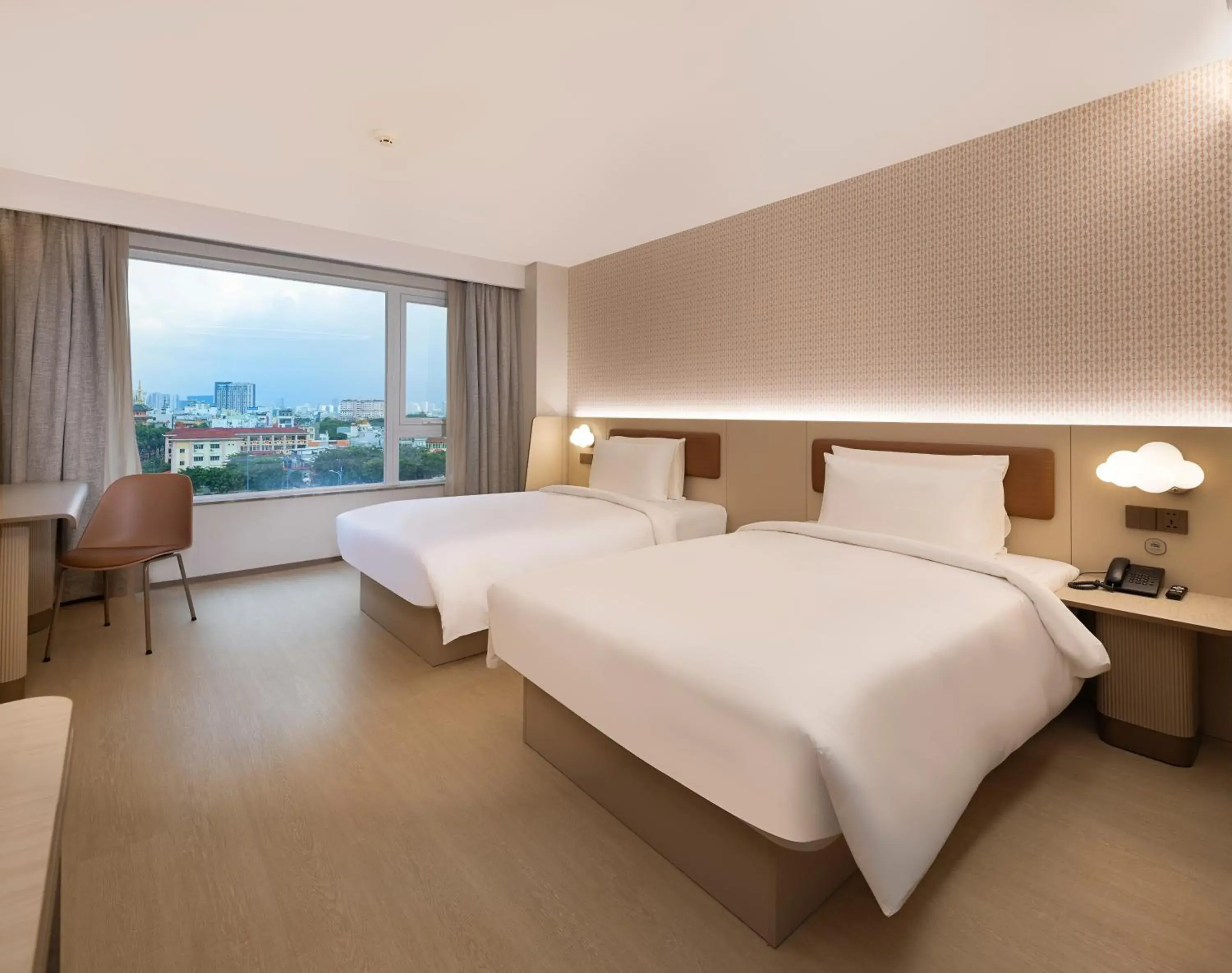 Economy Twin Room in Hanting Hotel Ho Chi Minh City Downtown - 汉庭国际胡志明市中心酒店 Economy Twin Room in Hanting Hotel Ho Chi Minh City Downtown - 汉庭国际胡志明市中心酒店