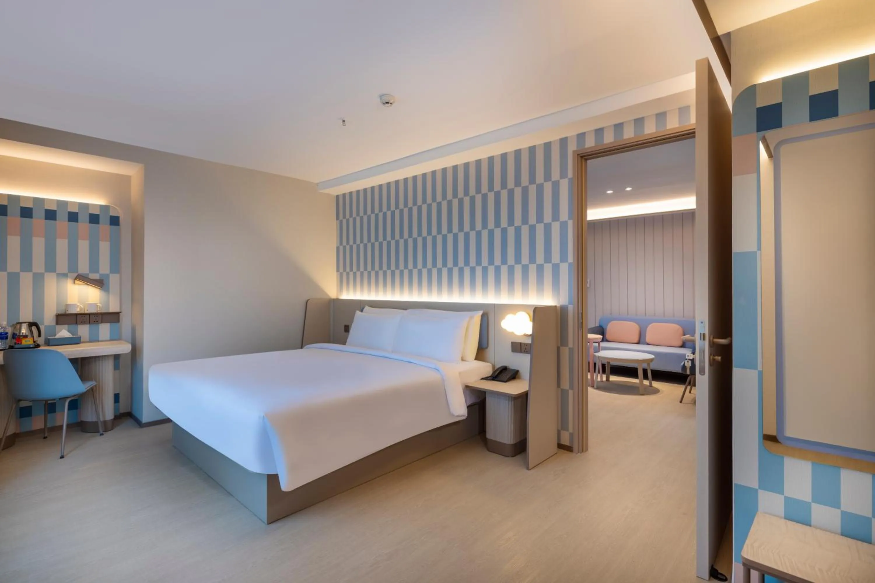 Bedroom, Bed in HANTING HOTEL HO CHI MINH City - 胡志明汉庭国际中心酒店