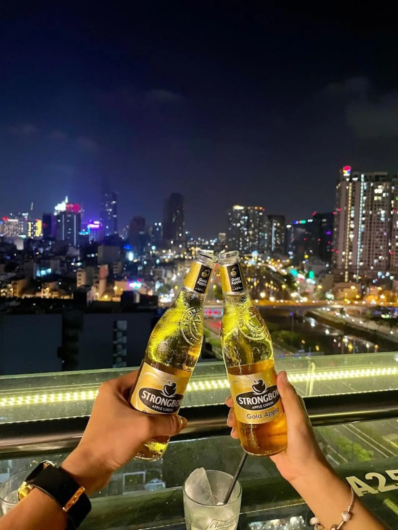 Huazhu Hotel - 华住酒店