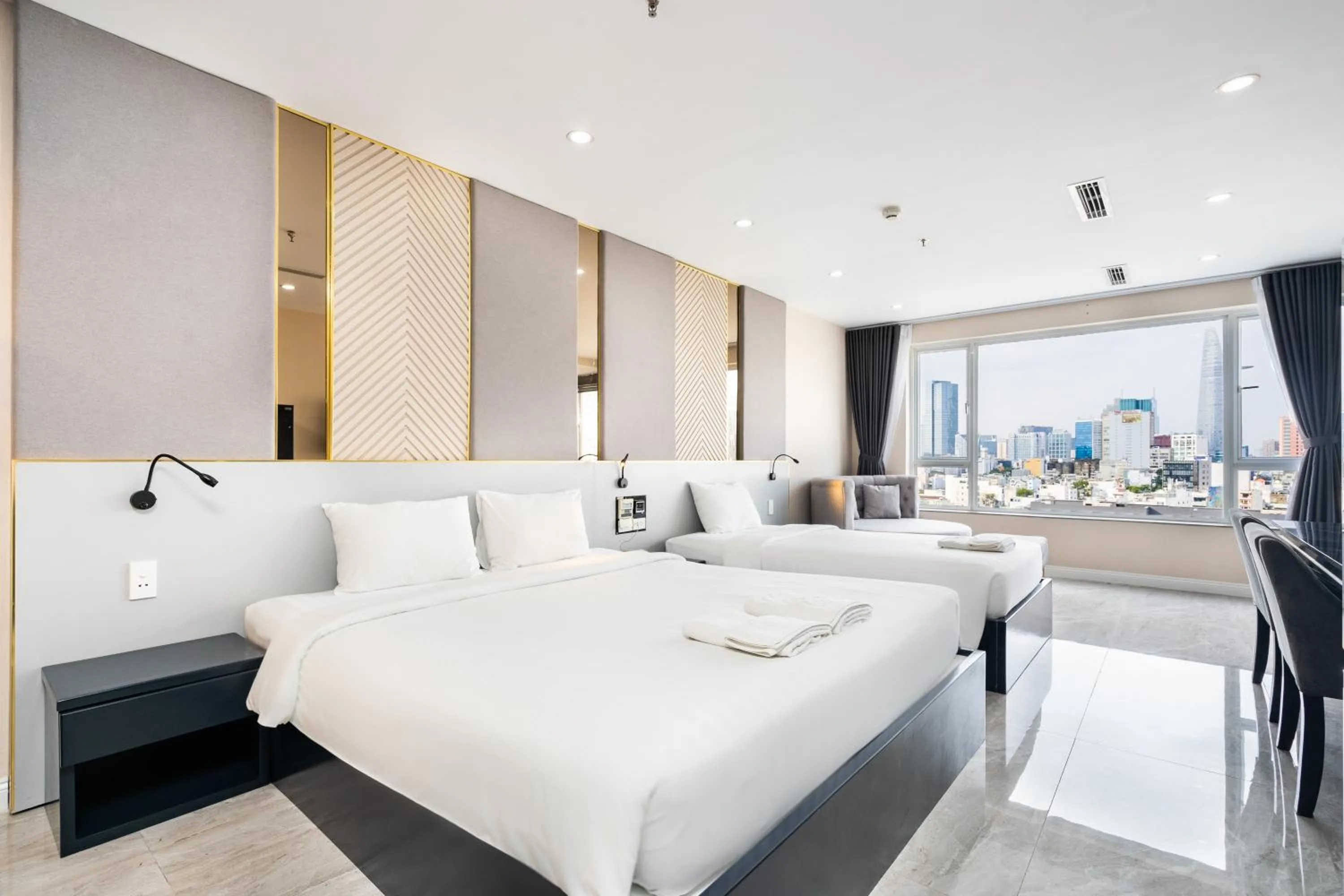 Bed in Huazhu Hotel - 华住酒店