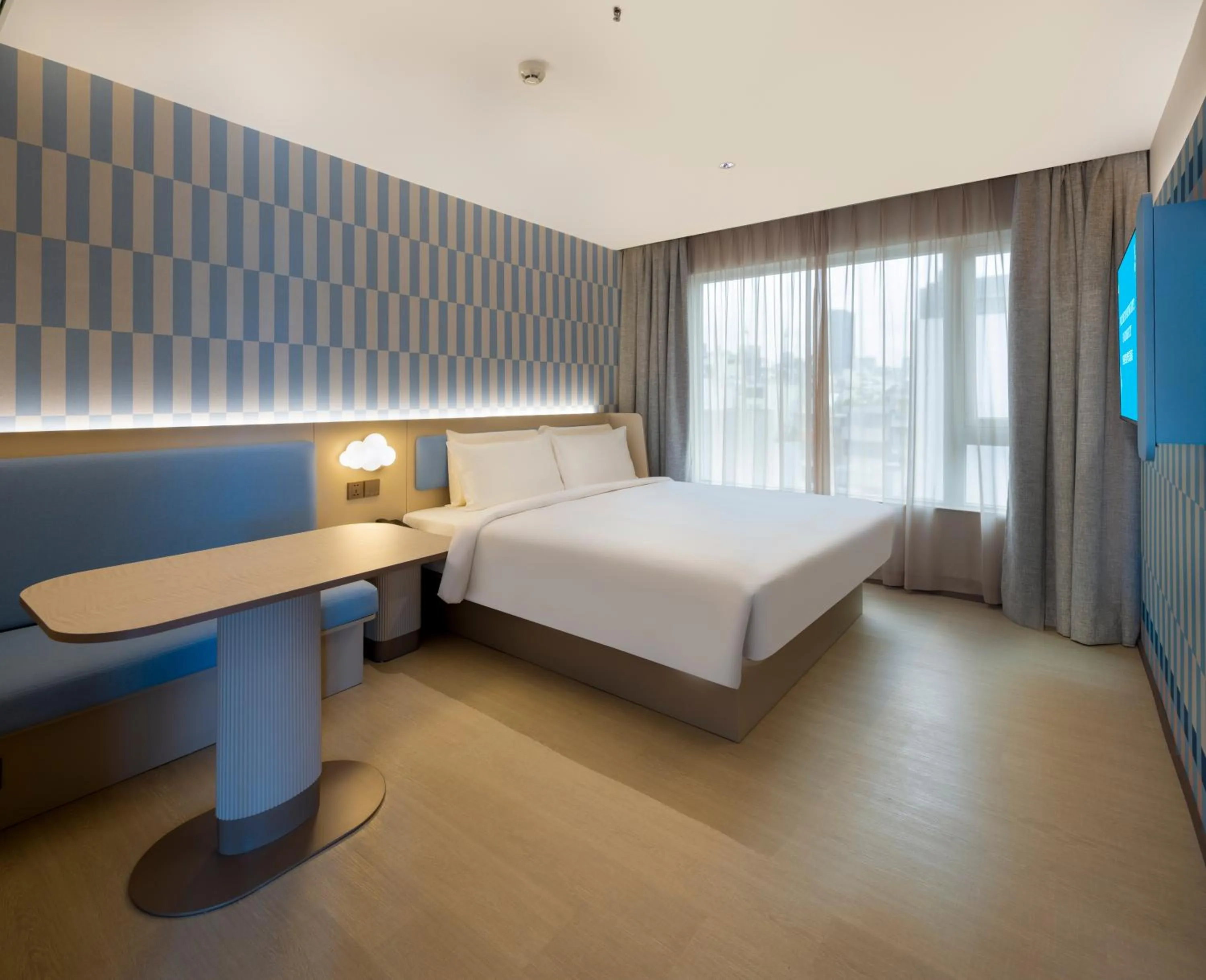 Bed in HANTING HOTEL HO CHI MINH City - 胡志明汉庭国际中心酒店