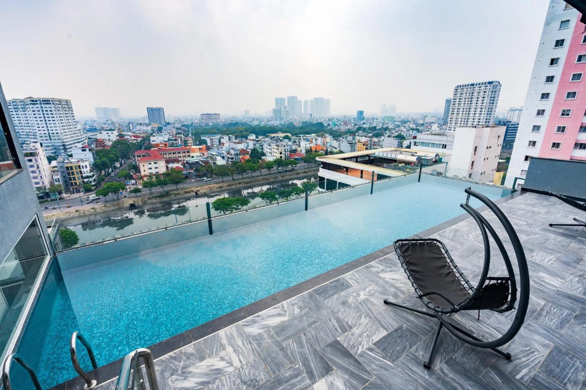 HANTING HOTEL HO CHI MINH City - 胡志明汉庭国际中心酒店