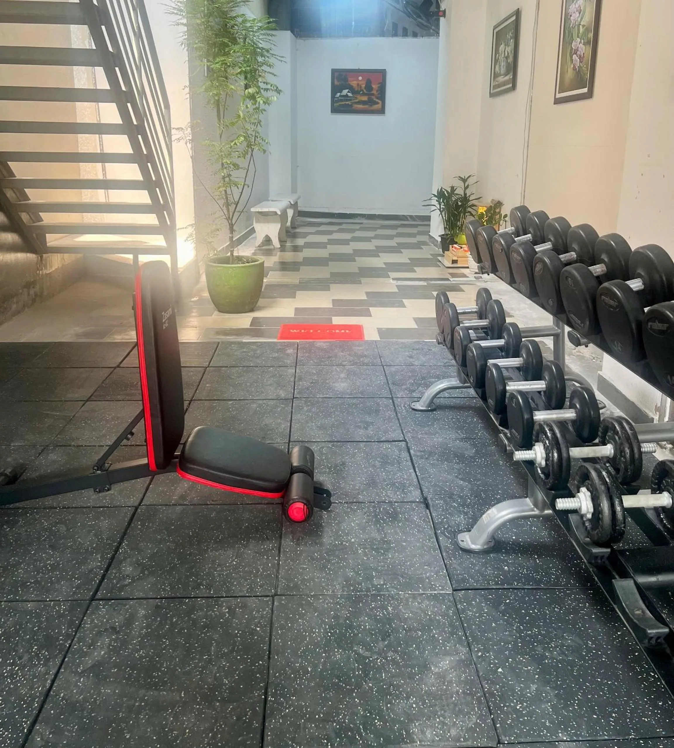 Huazhu Hotel - 华住酒店