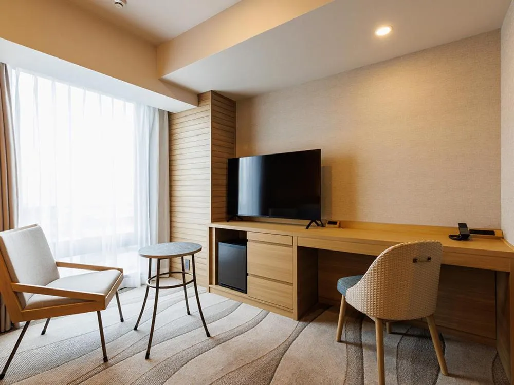 JR East Hotel Mets Premier Makuhari Toyosuna