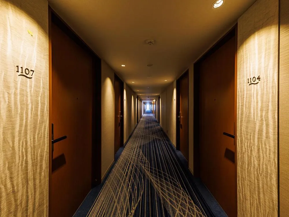 JR East Hotel Mets Premier Makuhari Toyosuna