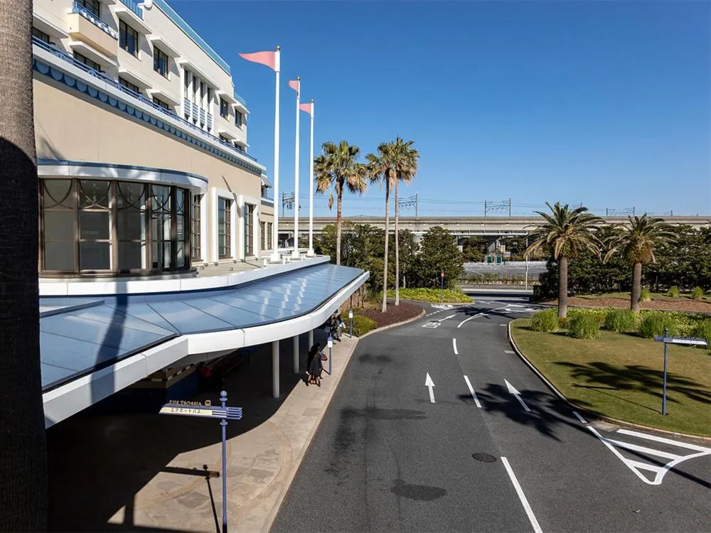 JR East Hotel Mets Premier Makuhari Toyosuna