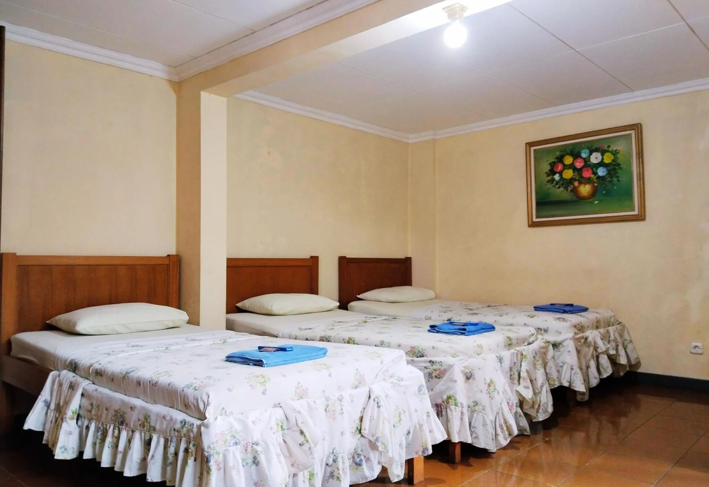 Bed in Hotel Grand Astoeti