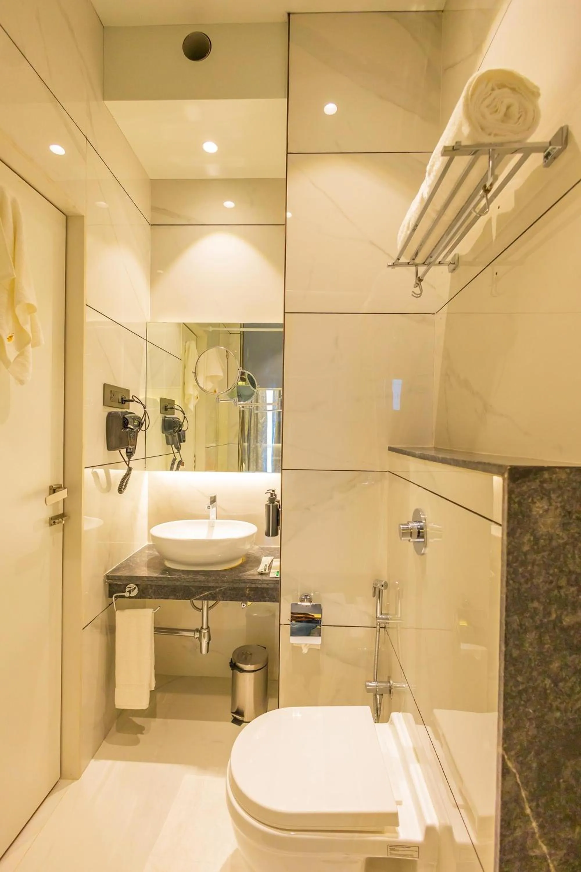 Bathroom in Shera Hotels & Banquets