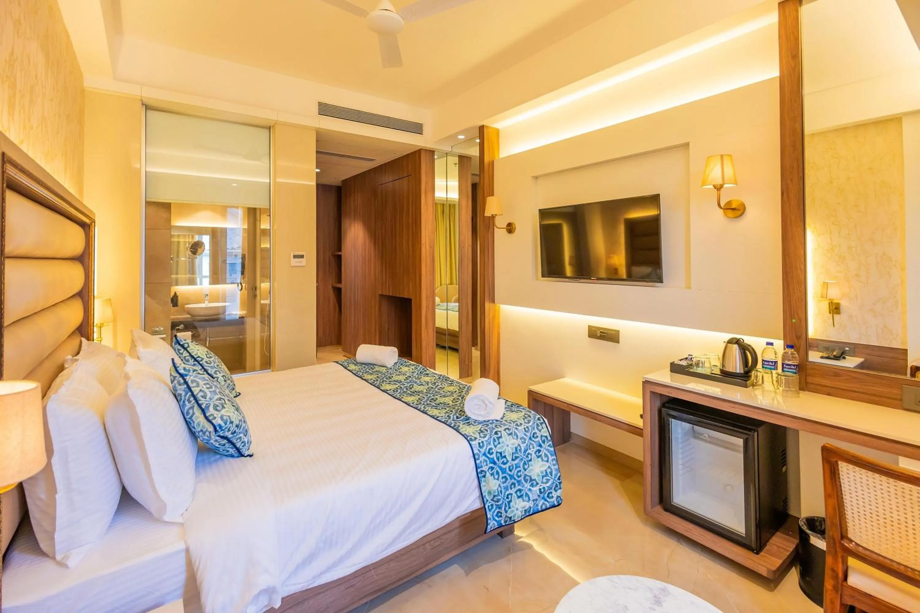 Bed in Shera Hotels & Banquets