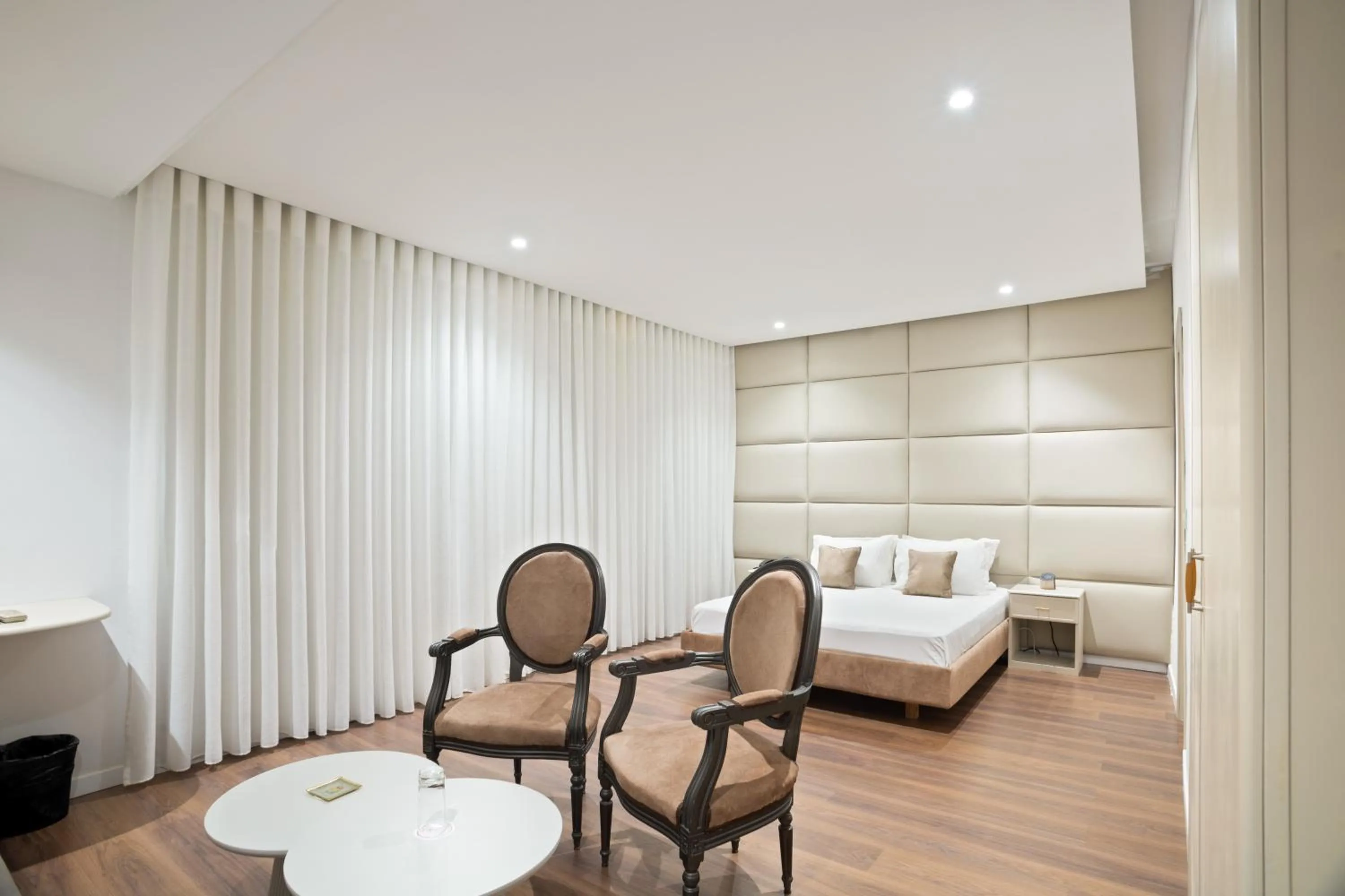 Bed in Hotel Donia Sfax