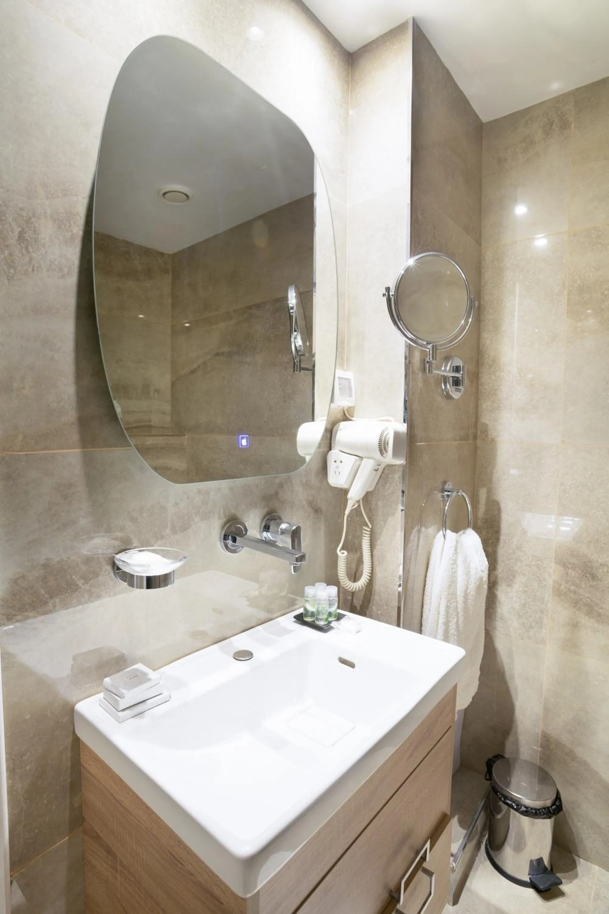 Toilet in Hotel Donia Sfax