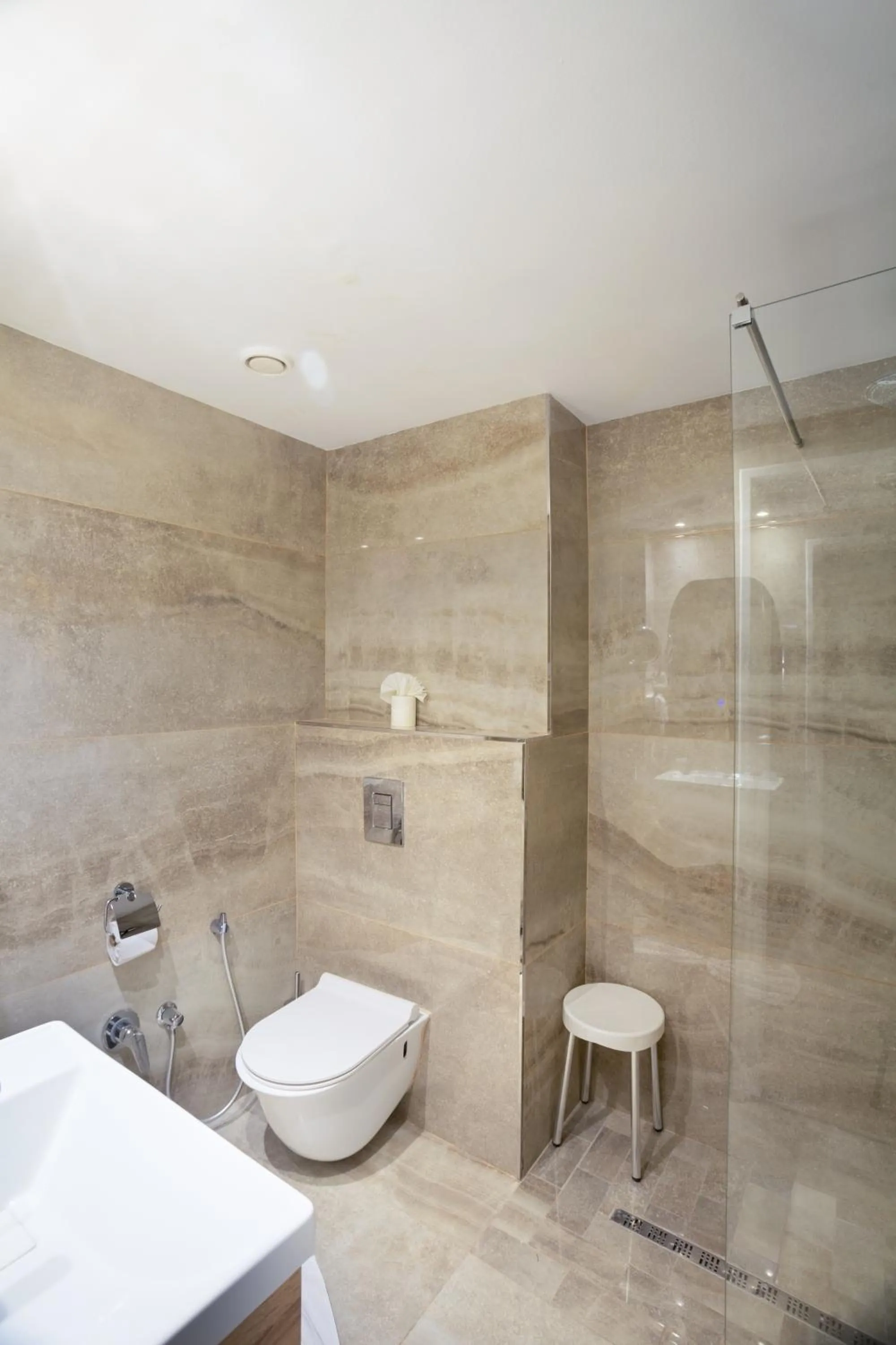 Shower in Hotel Donia Sfax