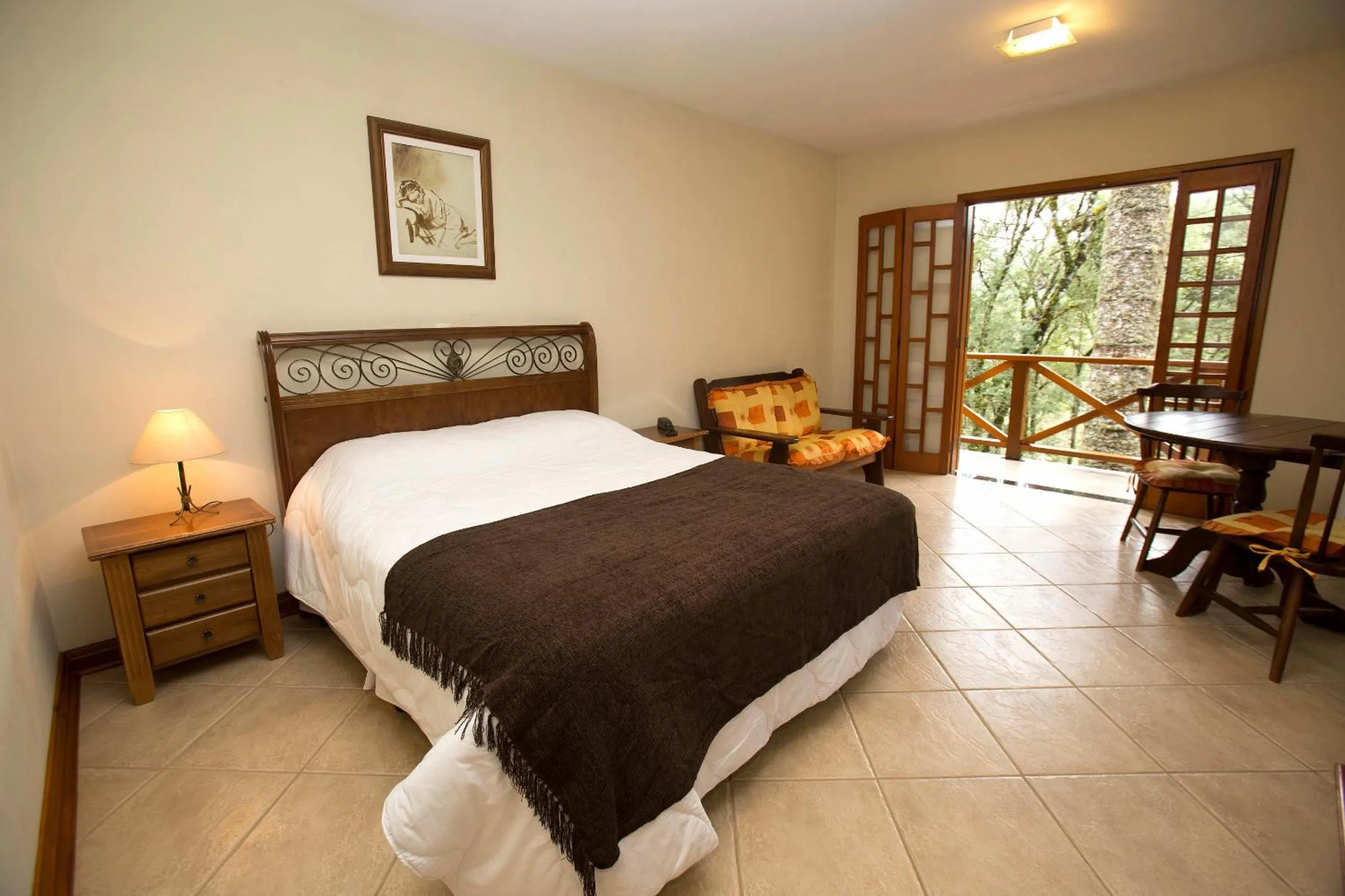 Bedroom, Bed in Pousada Chalé da Floresta