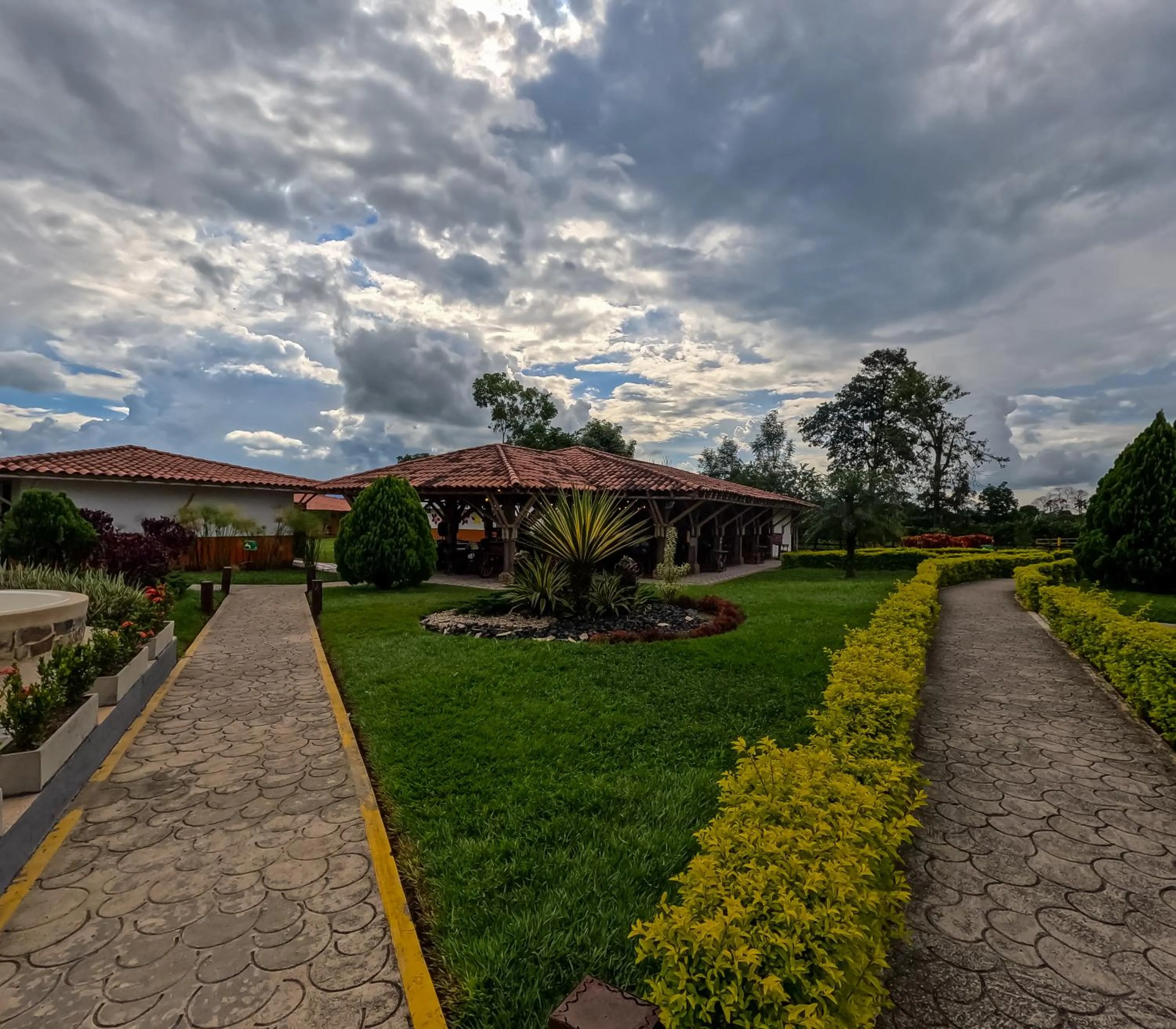 Garden in Hotel Parque de los Arrieros