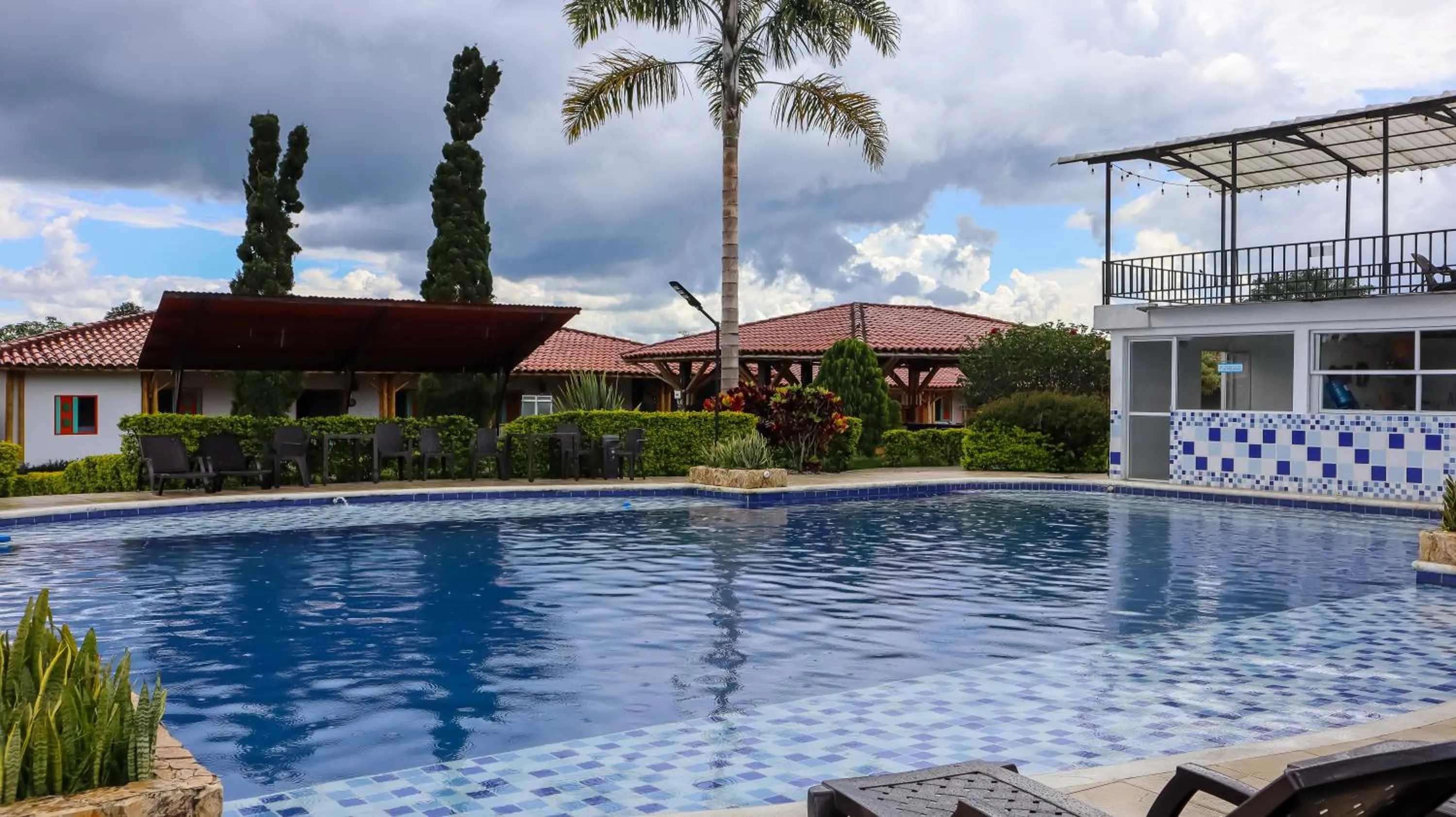 Swimming pool in Hotel Parque de los Arrieros