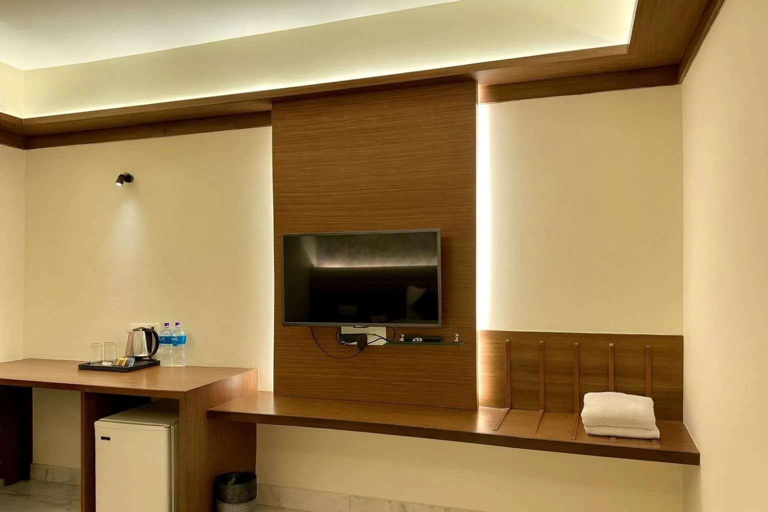 TV and multimedia in Hotel Solaris