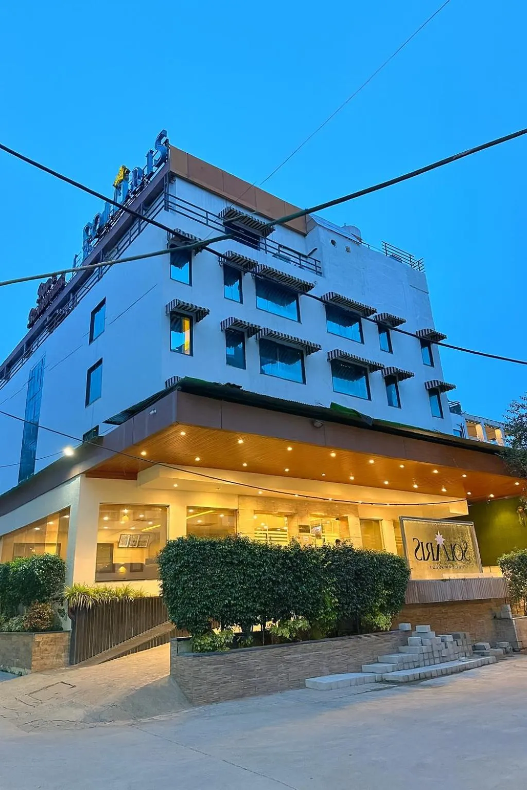 Facade/entrance in Hotel Solaris