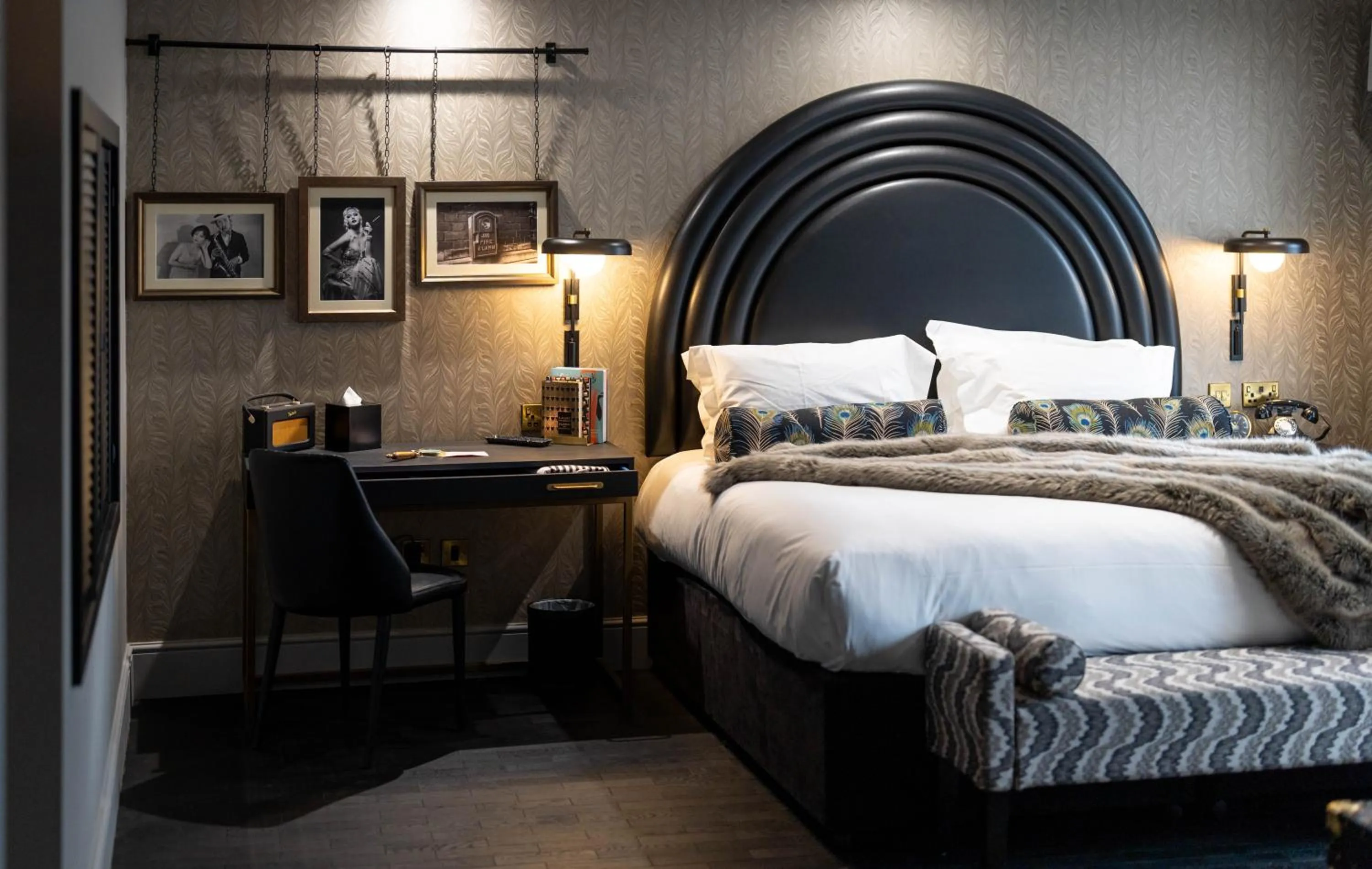 Bed in Hotel Gotham Newcastle